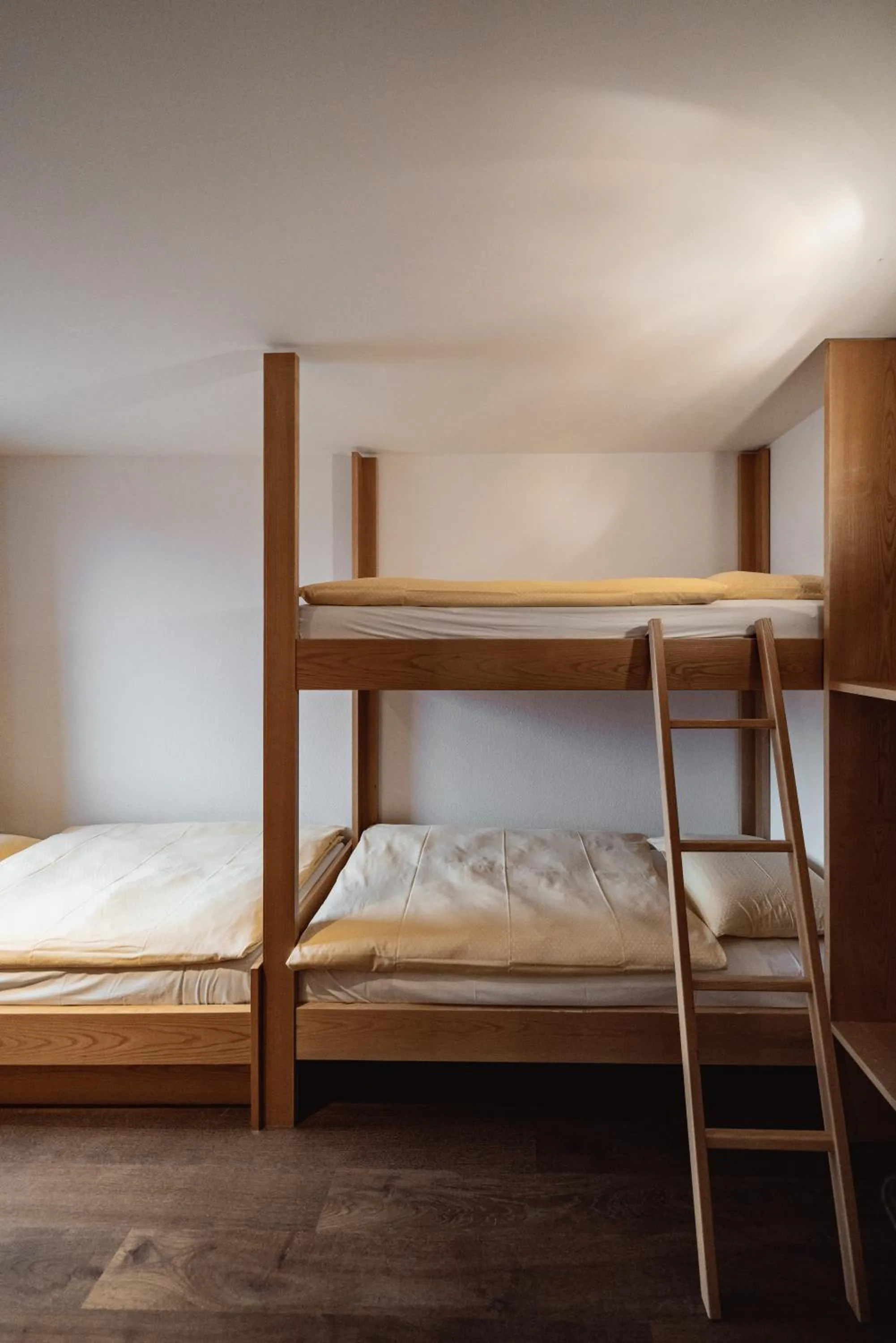 bunk bed, Bed in Seiser Alm Plaza