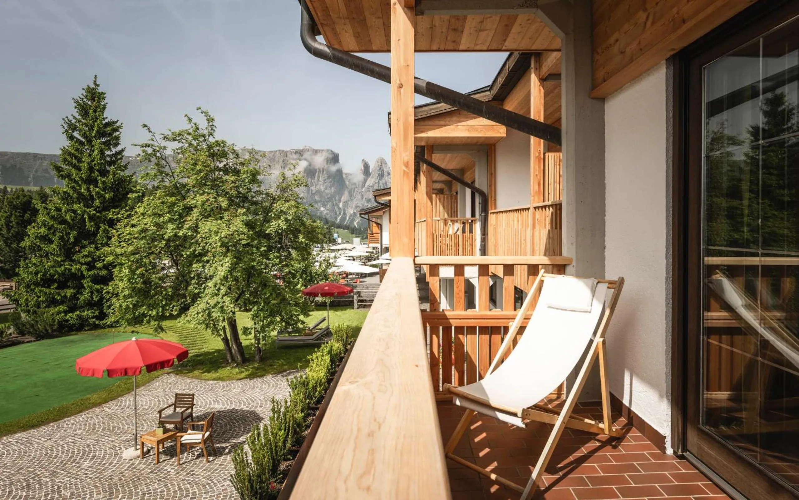 Property building in Seiser Alm Plaza