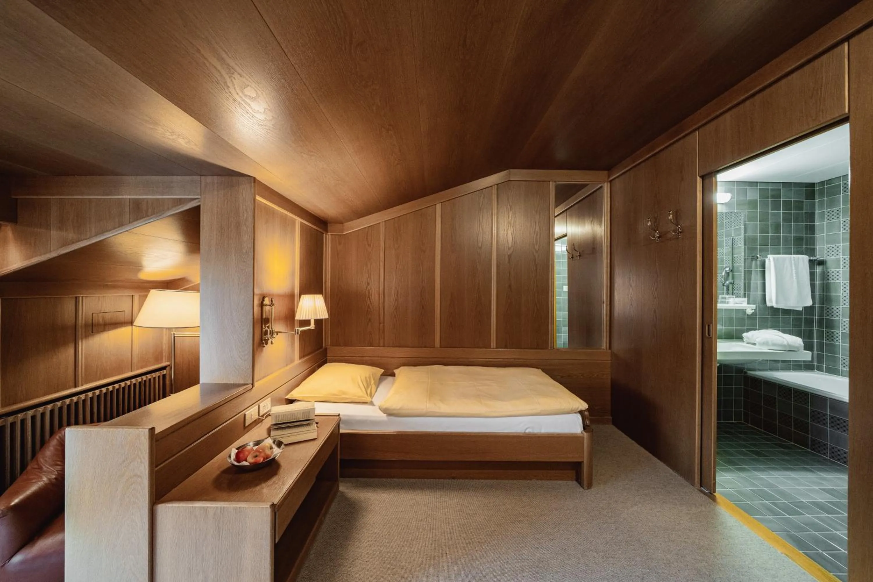 Bathroom, Bed in Seiser Alm Plaza