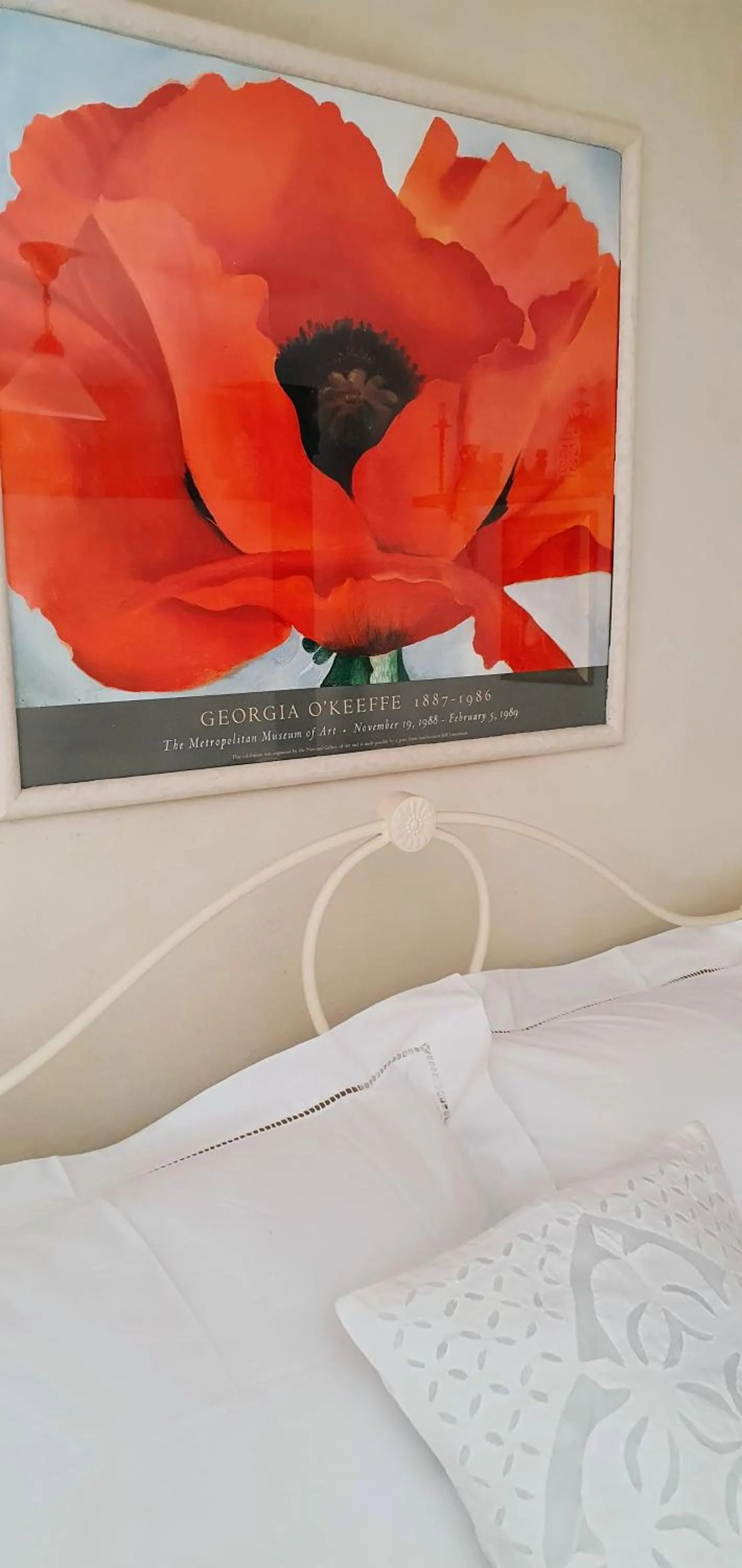 Bed in Tracebridge Cottage B&B