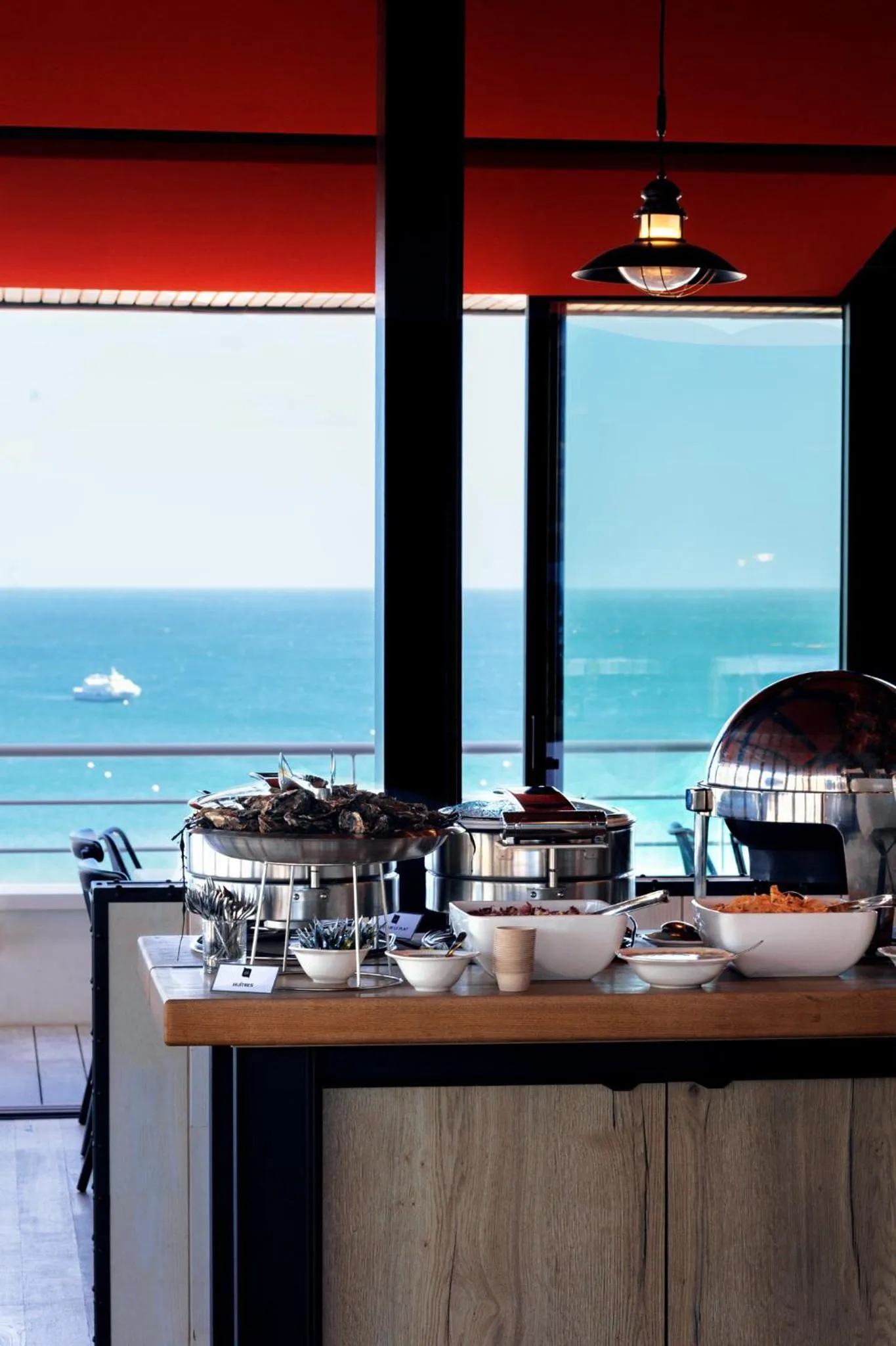 Food and drinks in Grand Hôtel Perros-Guirec