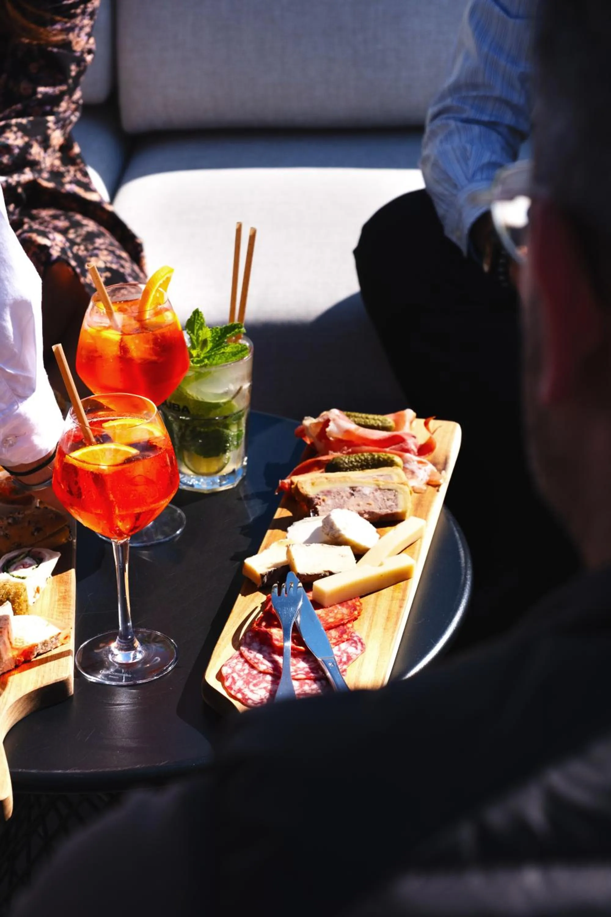 Lounge or bar in Grand Hôtel Perros-Guirec