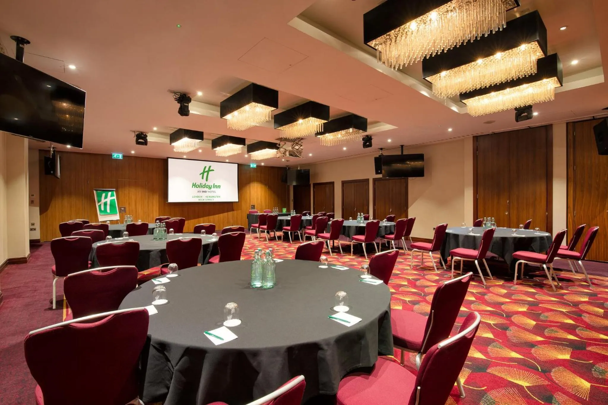 Meeting/conference room in Holiday Inn London Kensington High St. by IHG