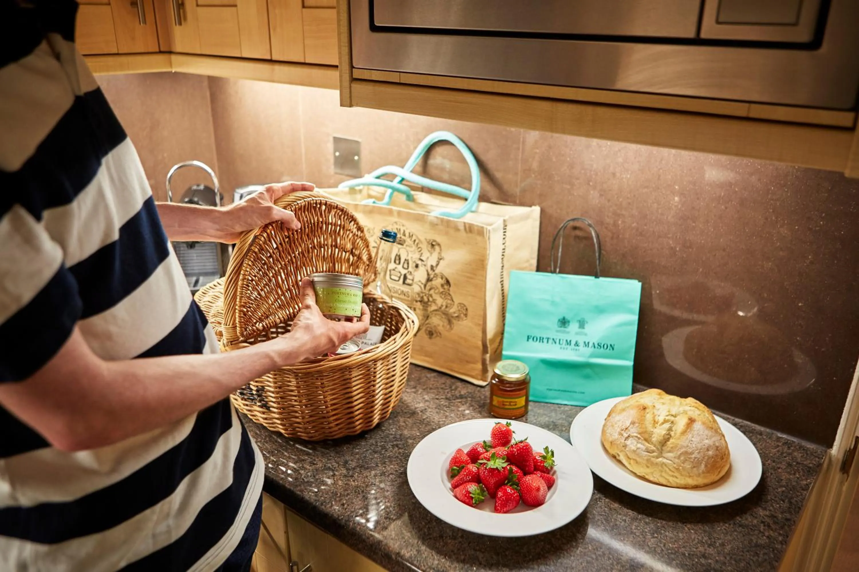 Kitchen or kitchenette in 9 Hertford Street - 4 Stars VisitEngland