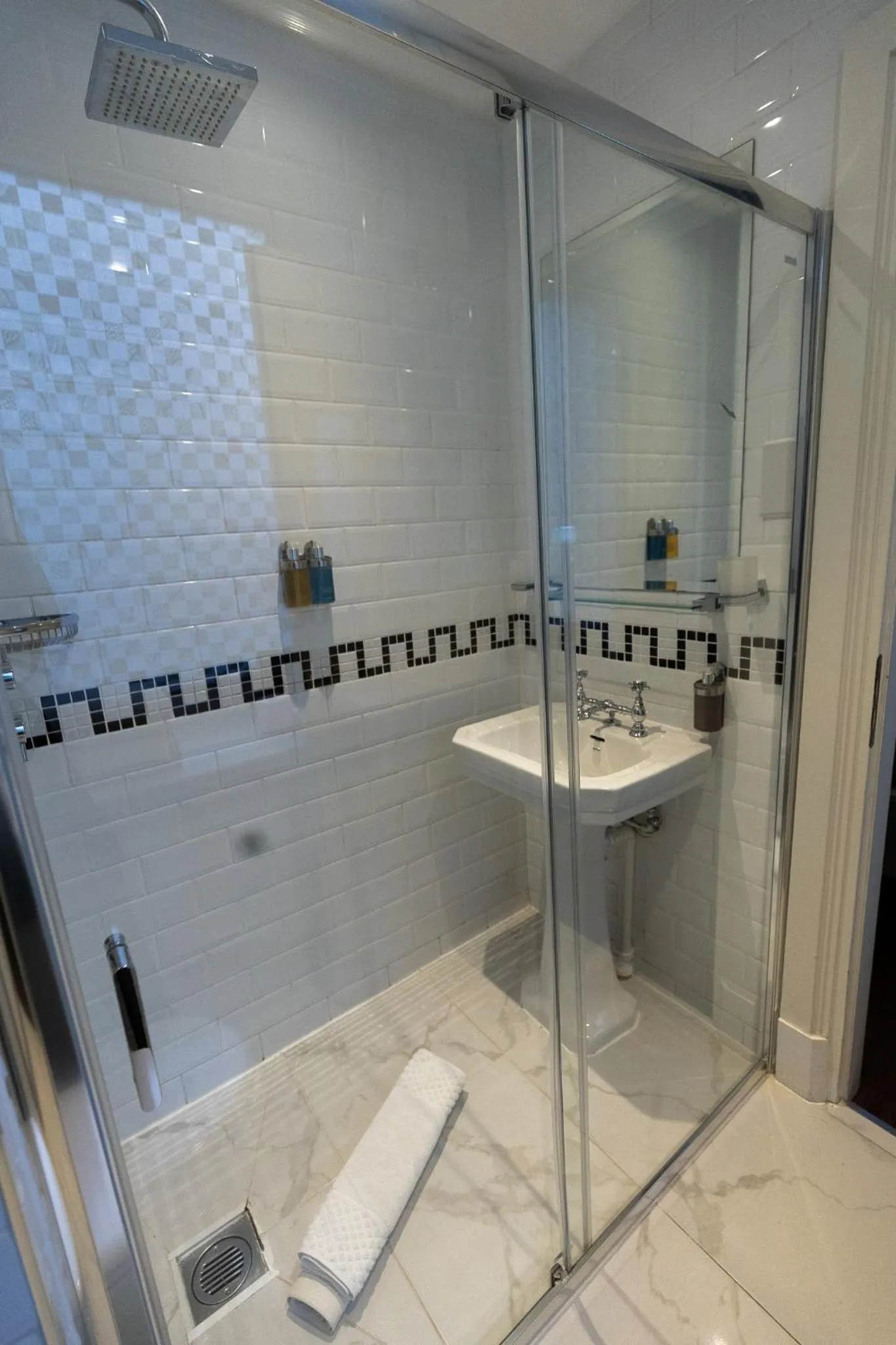 Shower in Karma Sanctum Soho Hotel