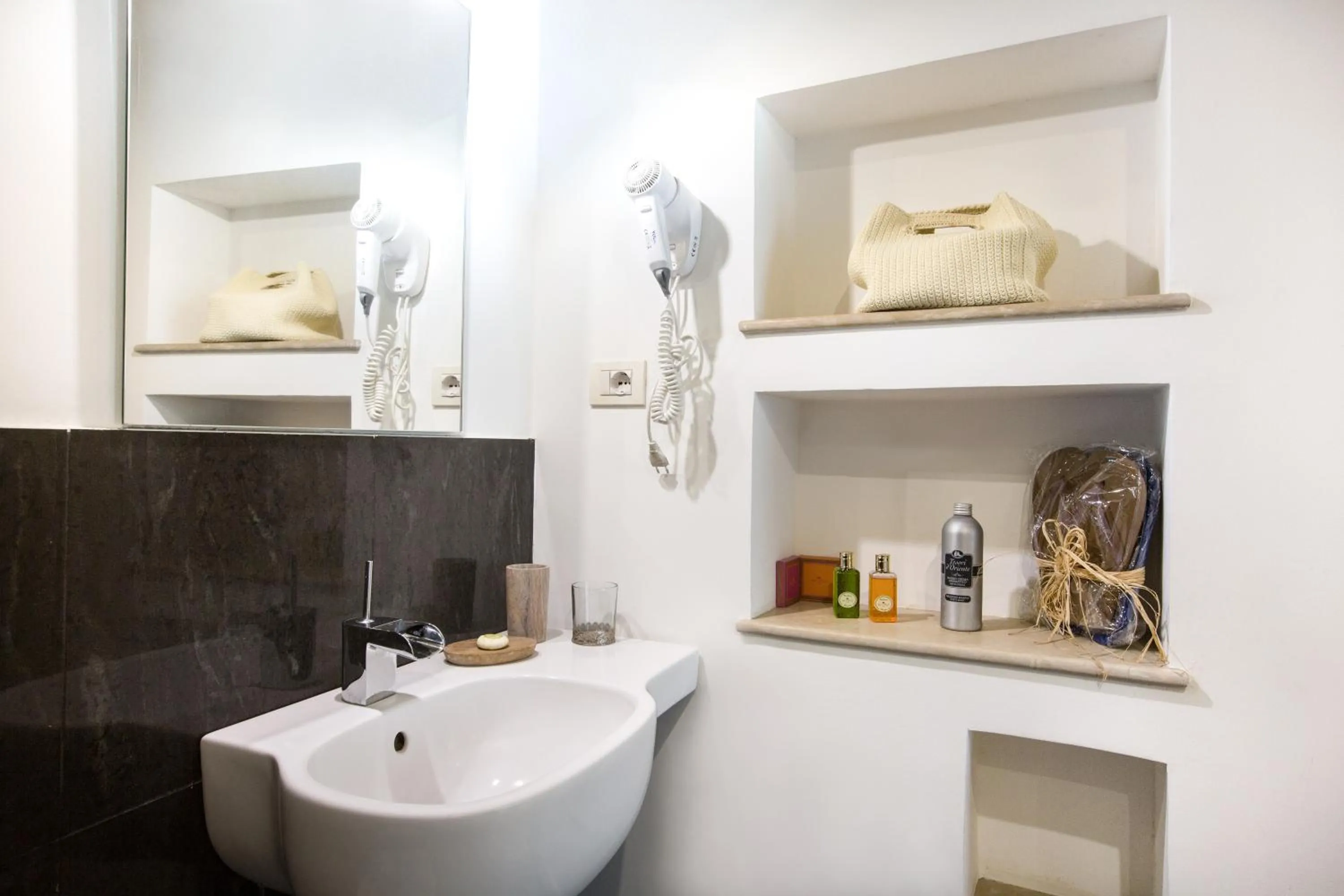 Bathroom in Musciara Siracusa Resort