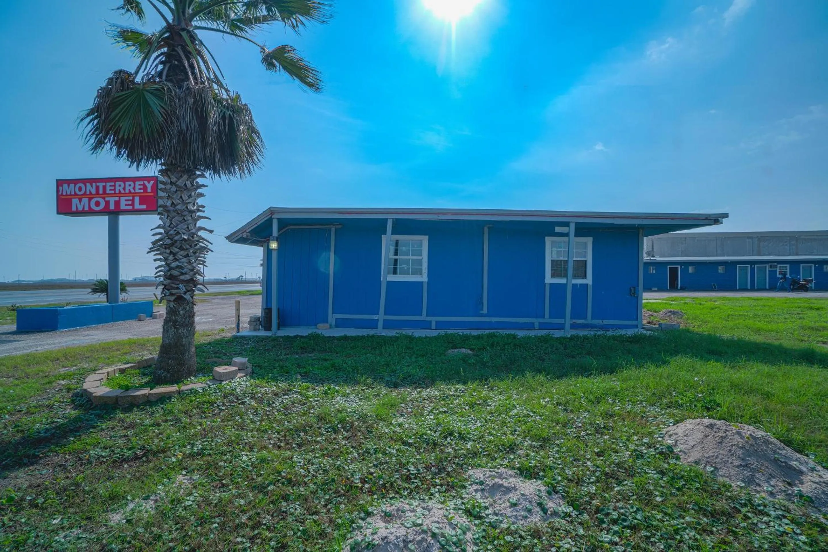 Facade/entrance in Monterrey Motel Padre Island, Corpus Christi BY OYO