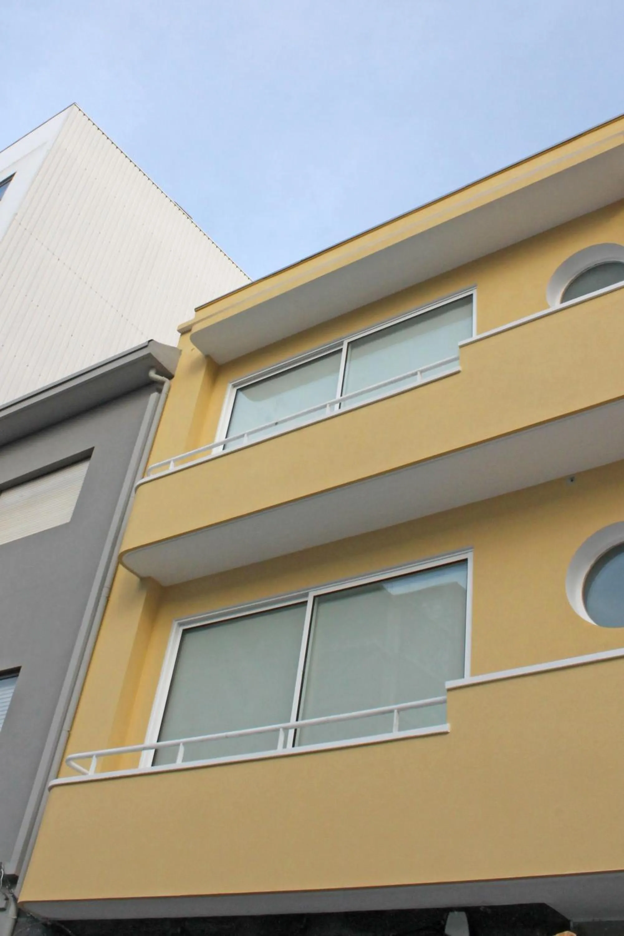 Facade/entrance in Monte Carlo Love Porto