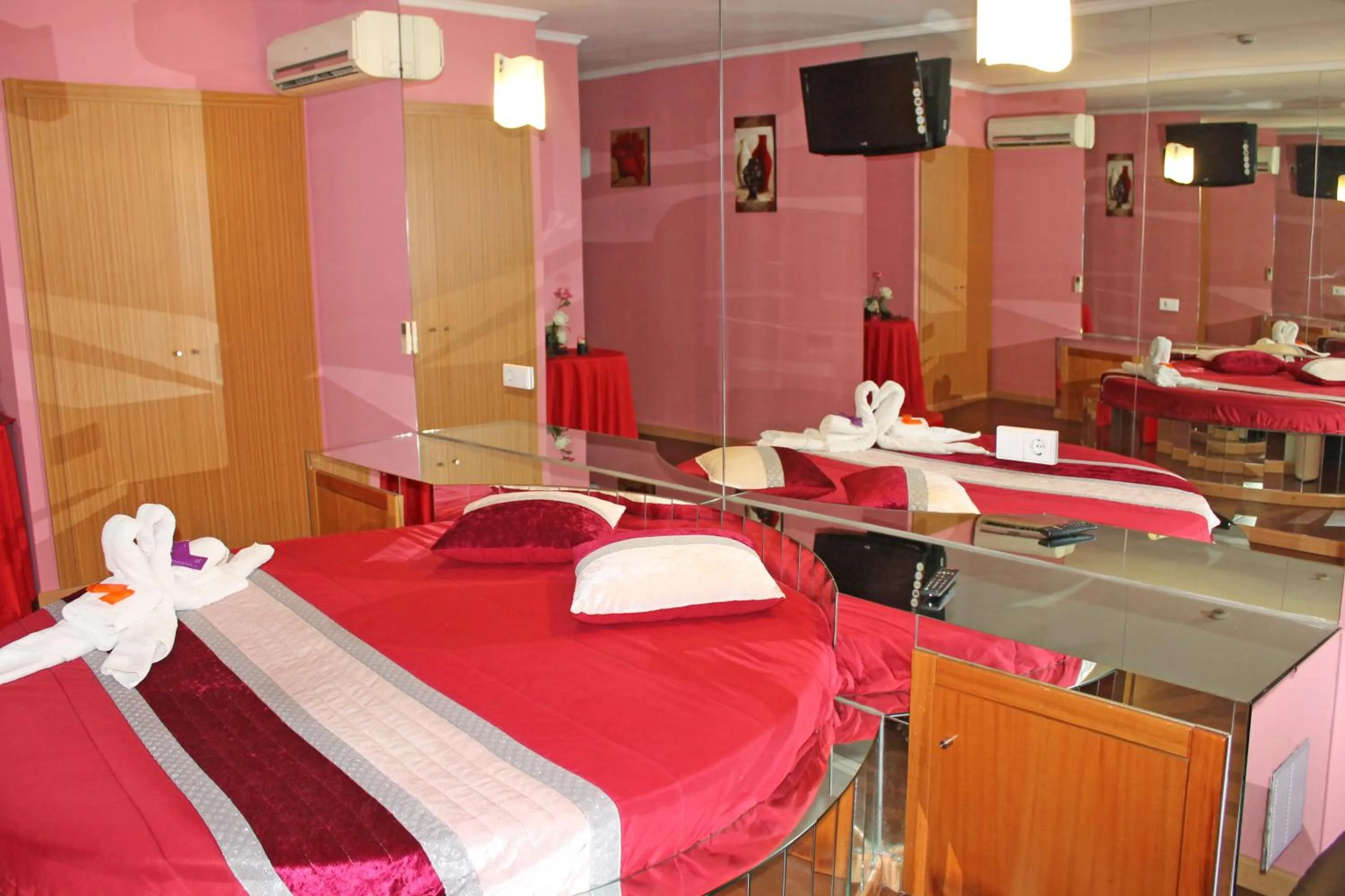 Bedroom in Monte Carlo Love Porto