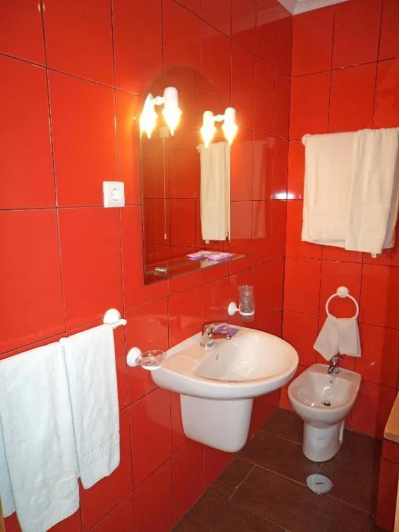 Bathroom in Monte Carlo Love Porto