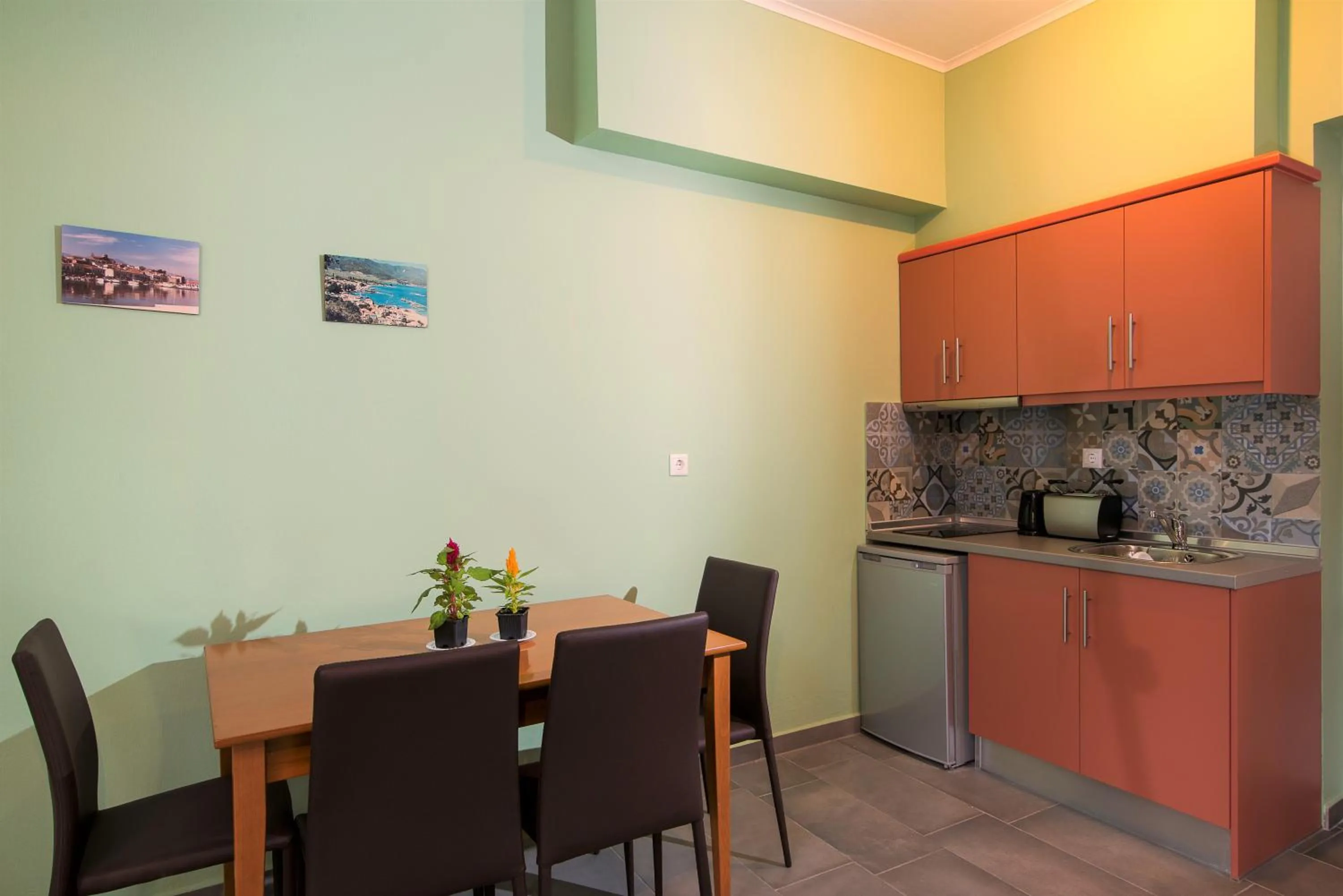 Kitchen or kitchenette in Hotel Pegasus-Adult Friendly