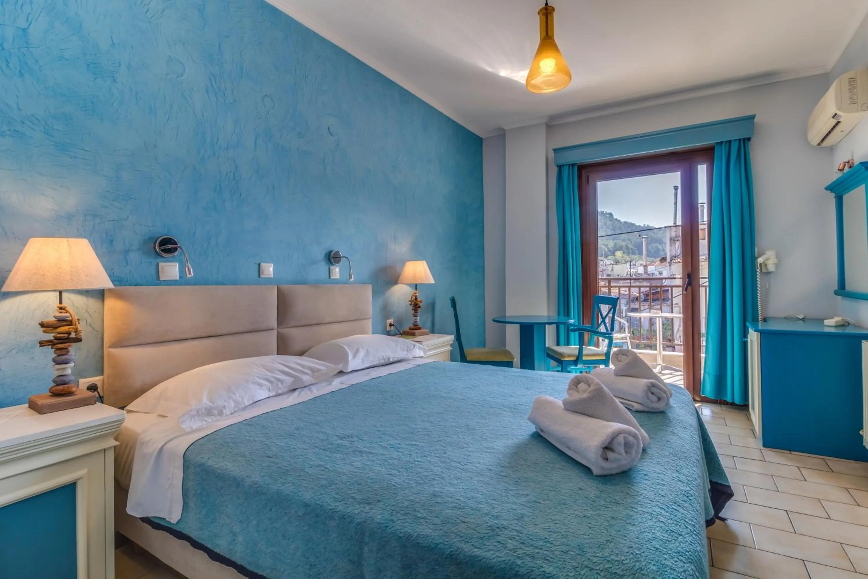 Photo of the whole room, Bed in Hotel Pegasus-Adult Friendly