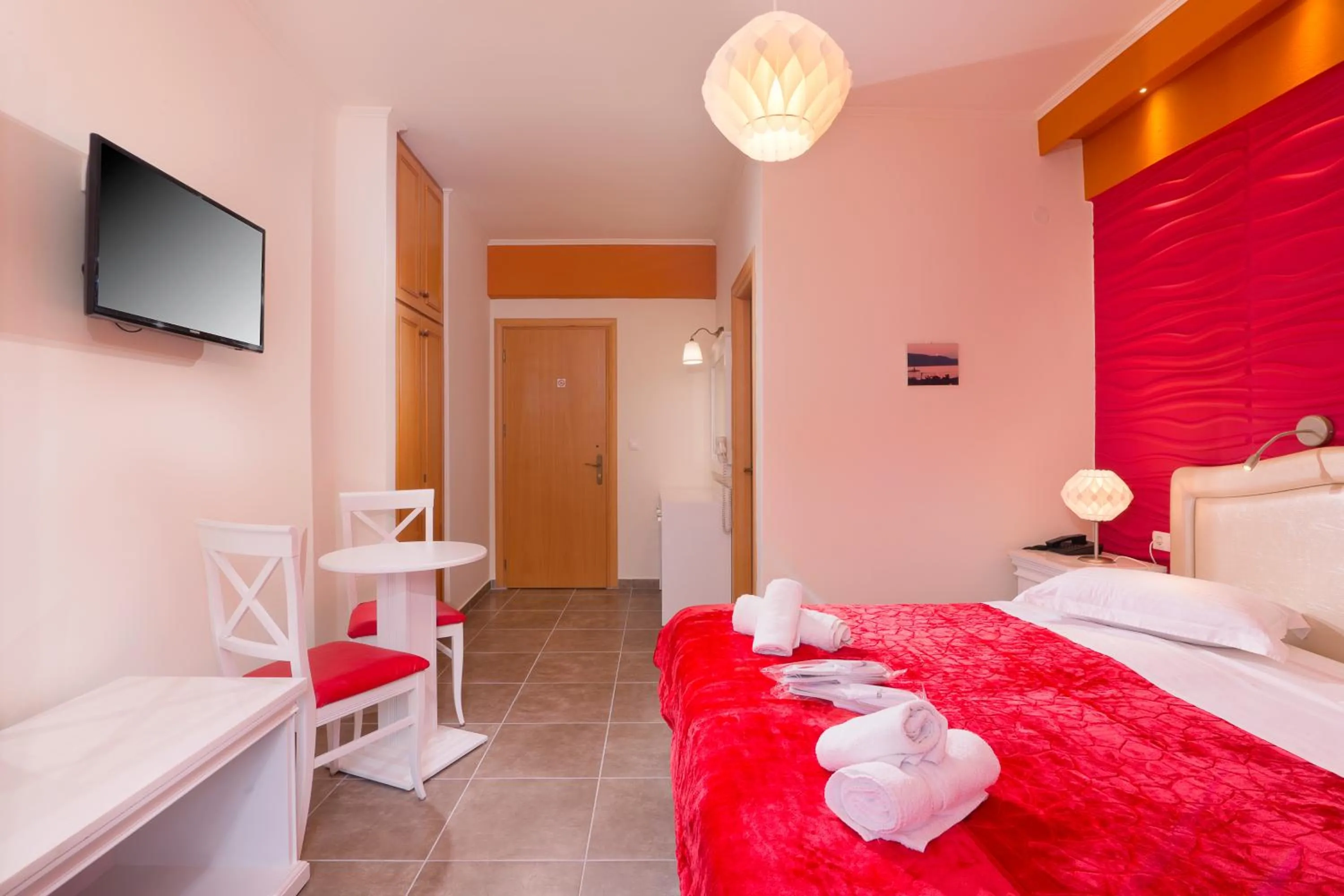 Photo of the whole room, Bed in Hotel Pegasus-Adult Friendly