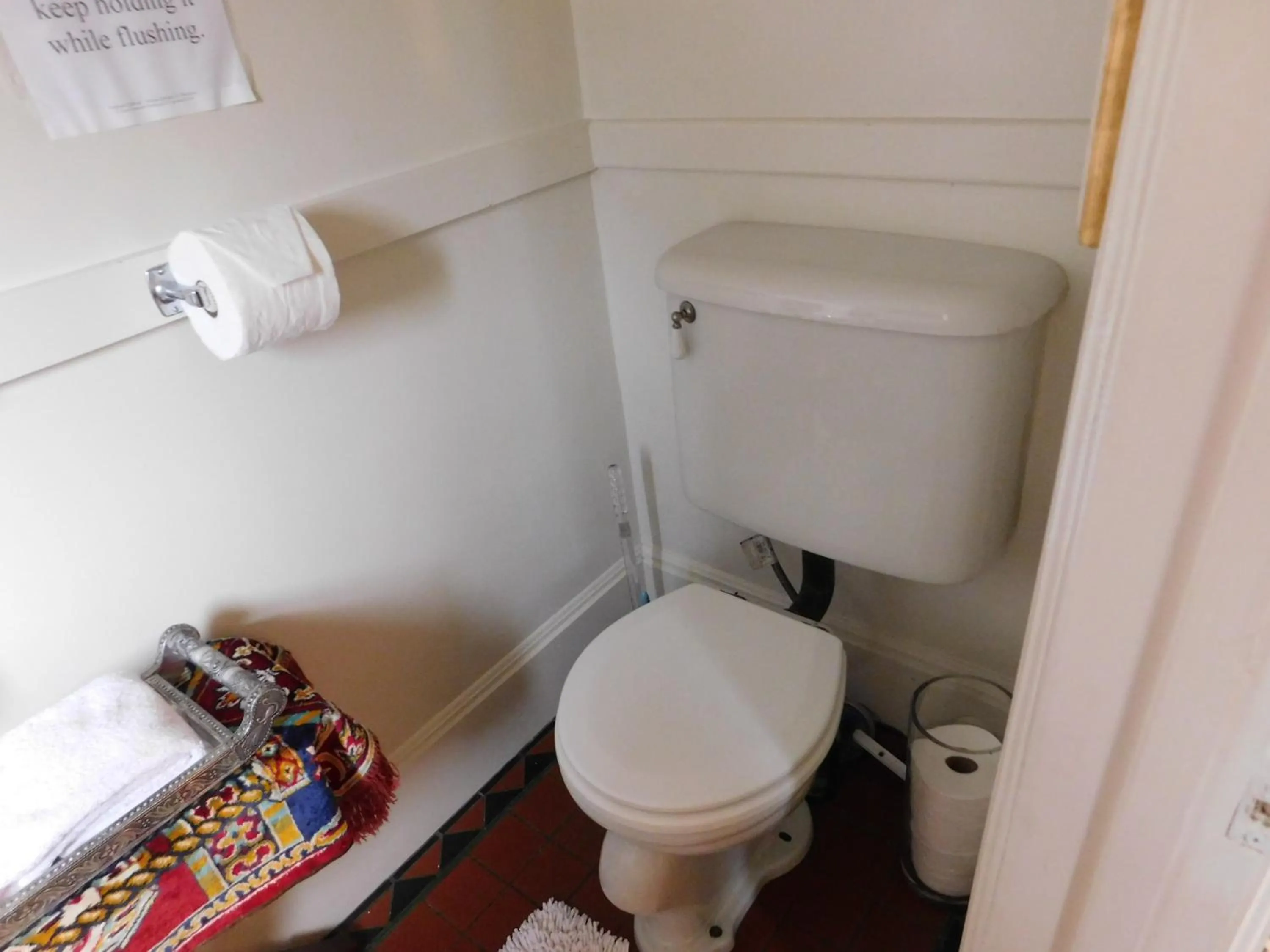 Bathroom in Cliff Crest Inn