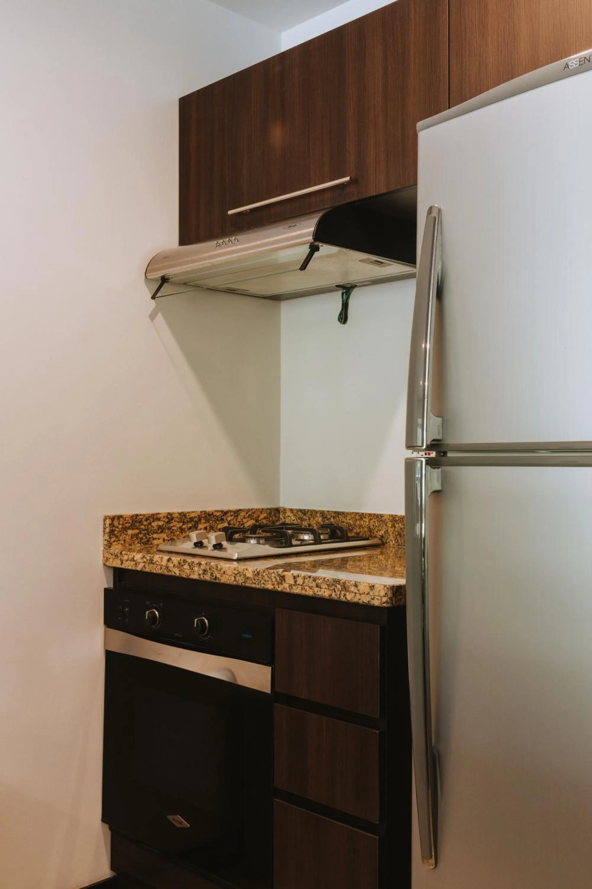 Kitchen or kitchenette in Travelers Rio Verde Living Suites