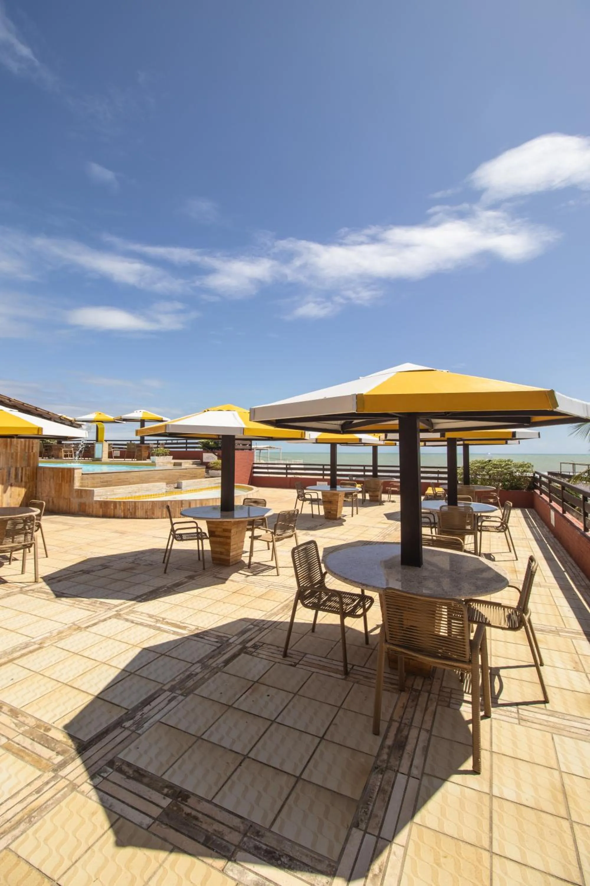 Pipas Ocean by Pipa Centro