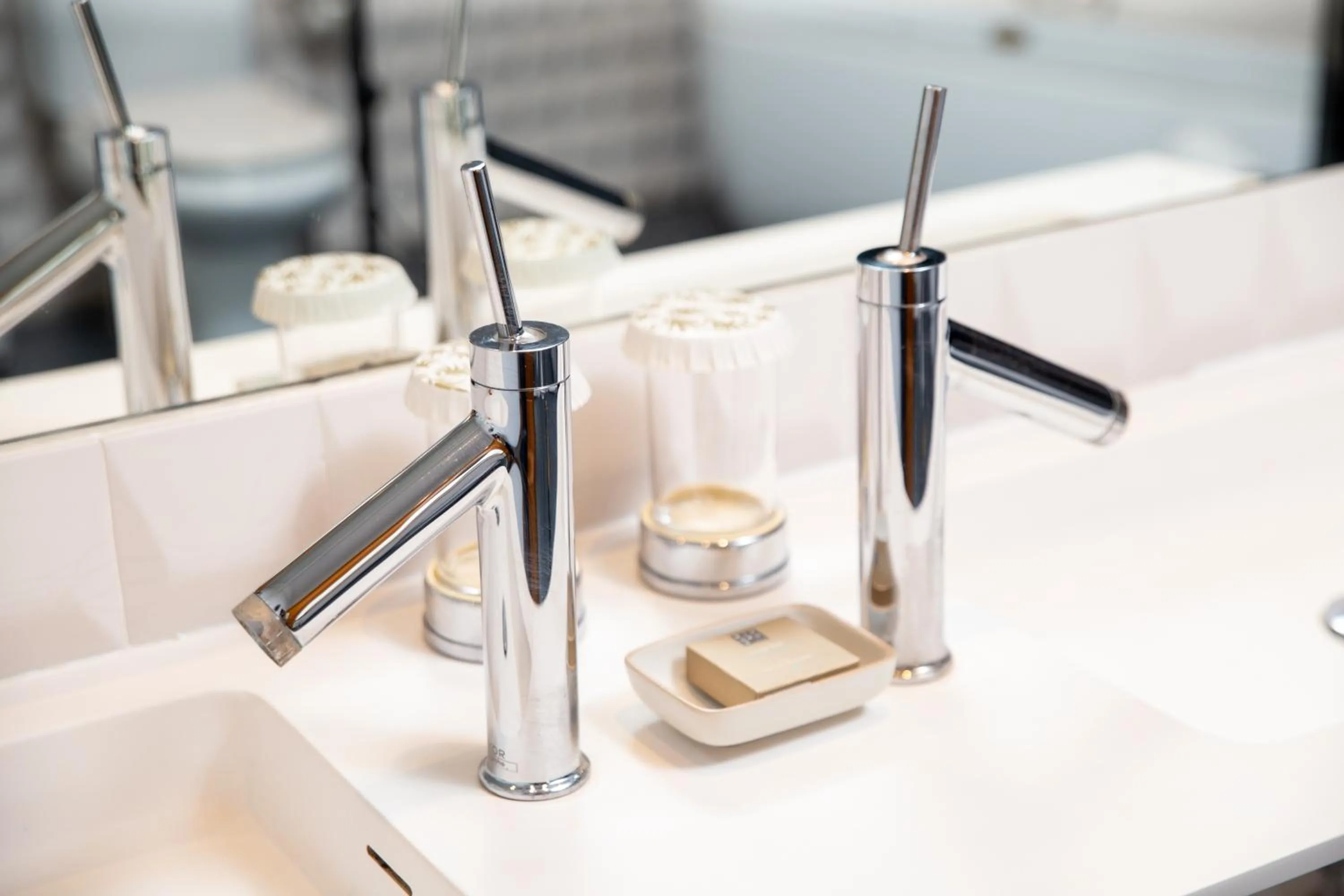 Toilet in Hotel Nou Romà