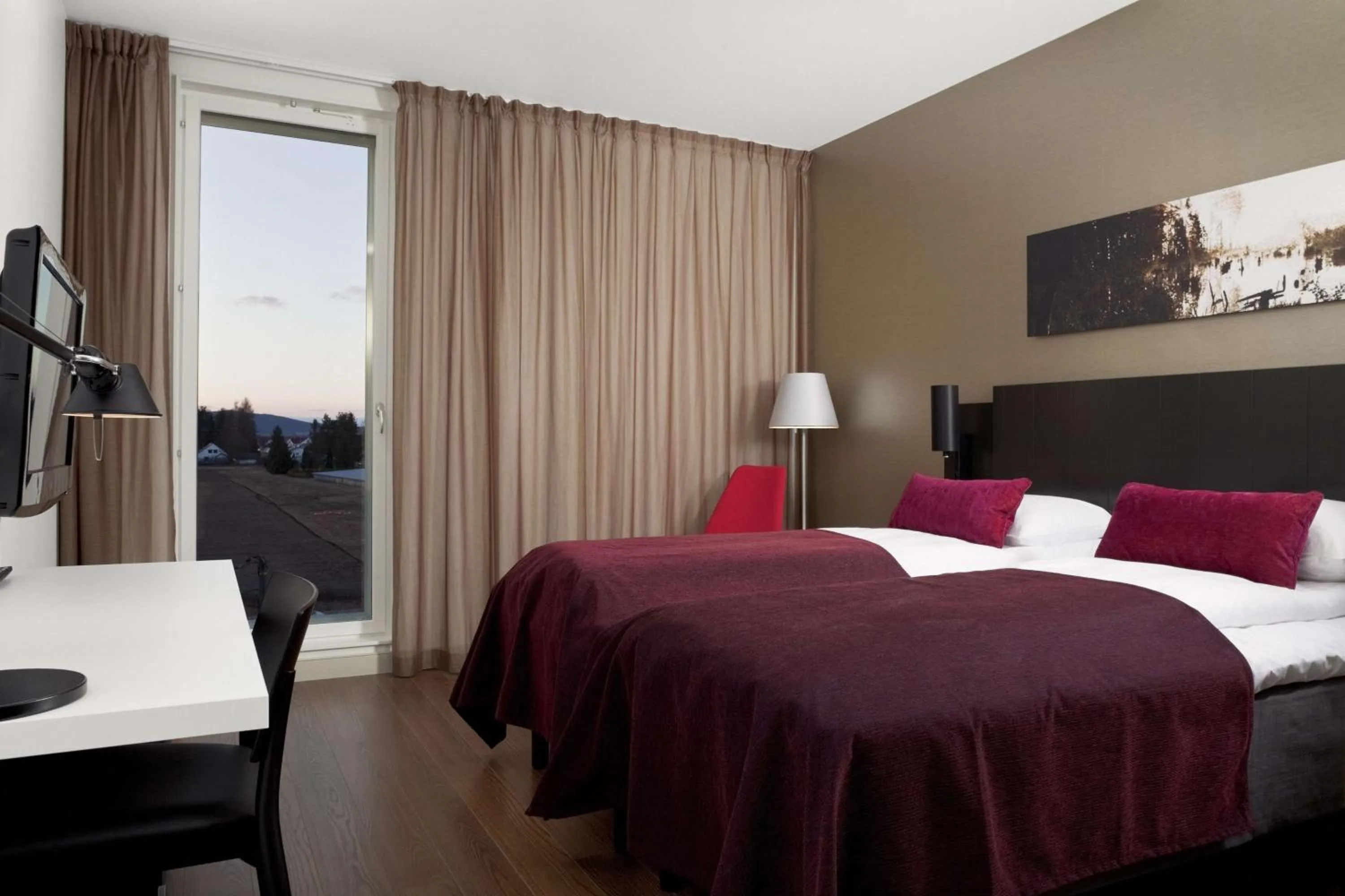 Bedroom, Bed in Scandic Oslo Airport