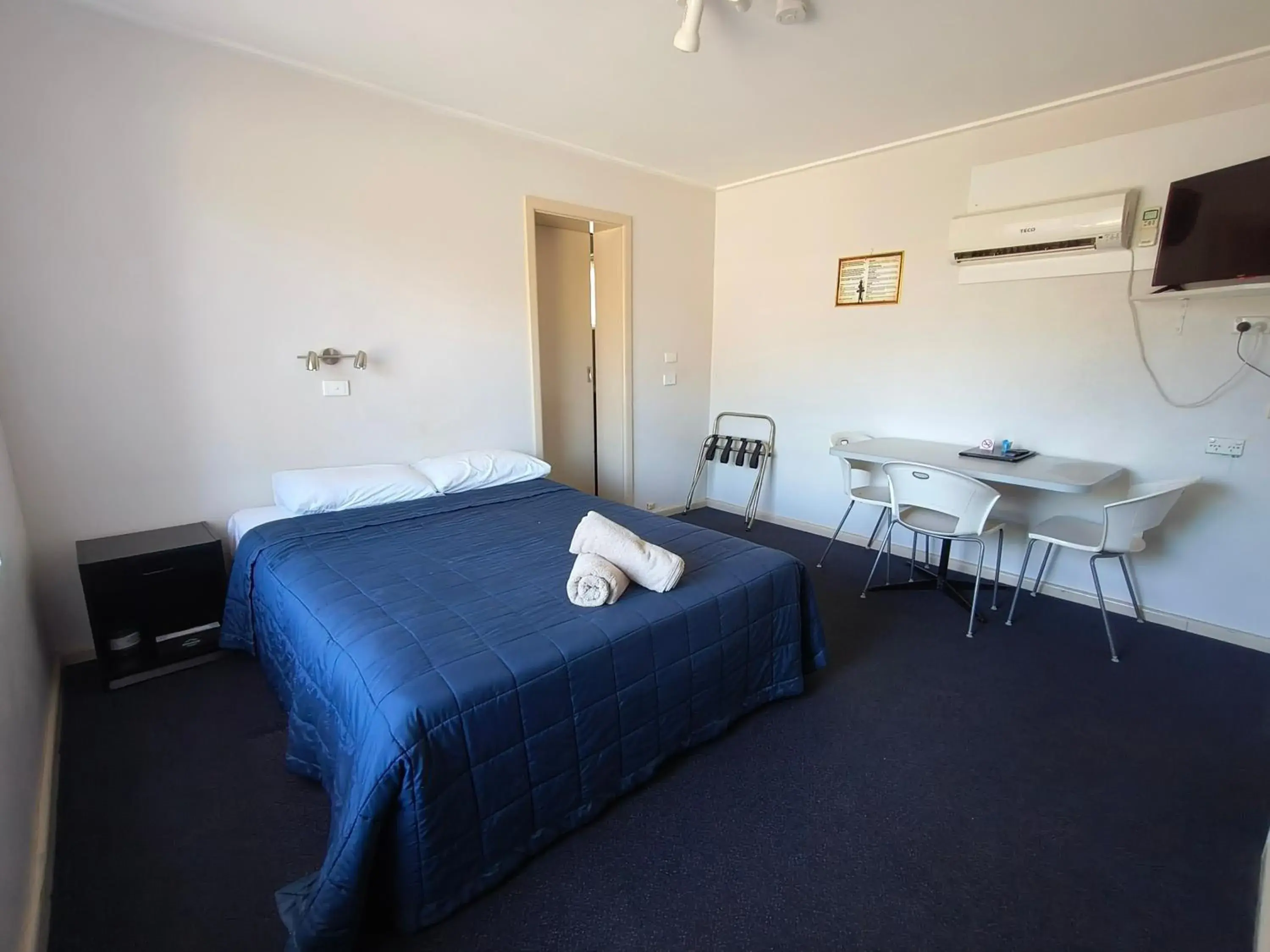 Two-Bedroom Apartment in Red Chief Motel Two-Bedroom Apartment in Red Chief Motel