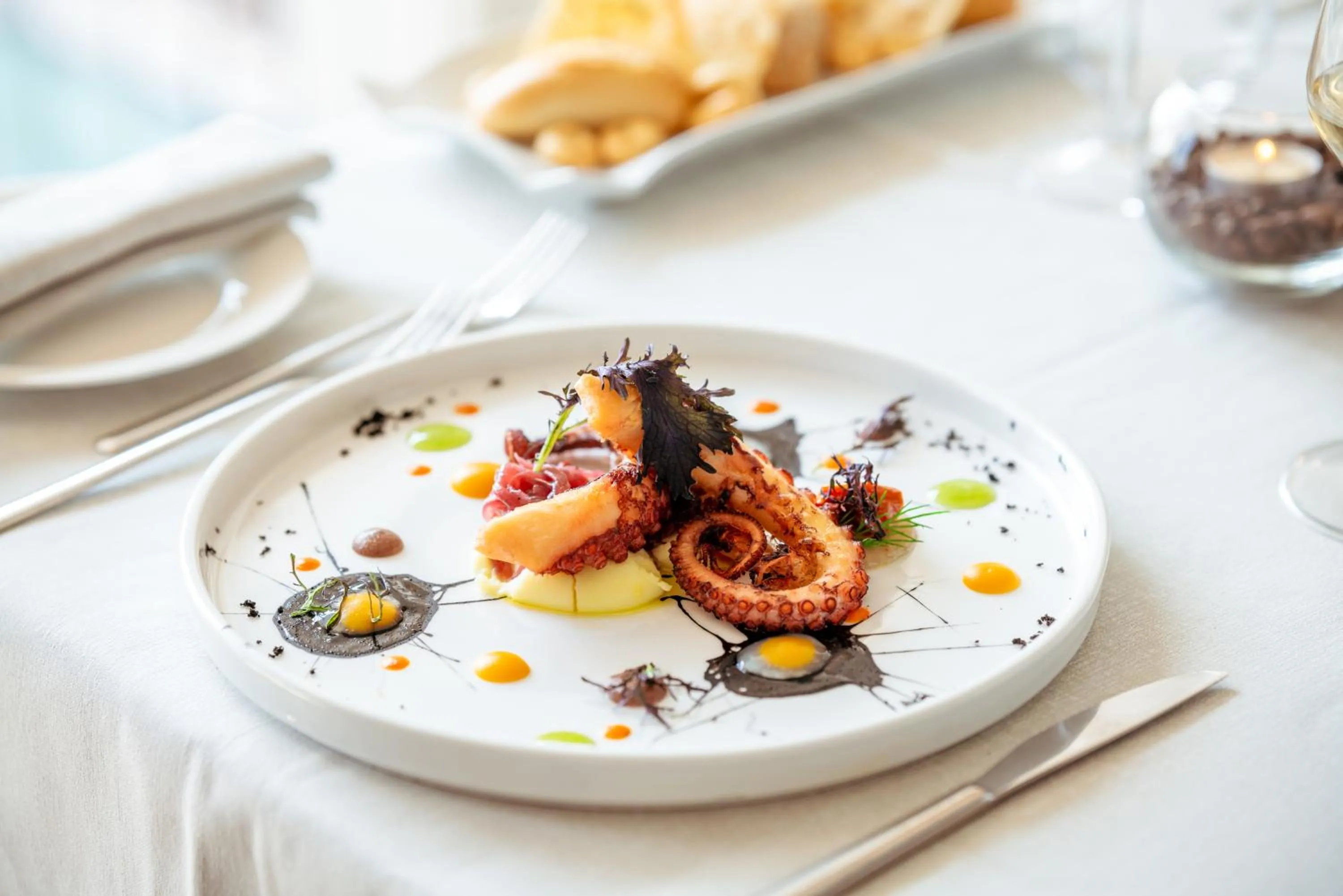 Restaurant/places to eat in Villa Luisa Resort & Luxury Apartments