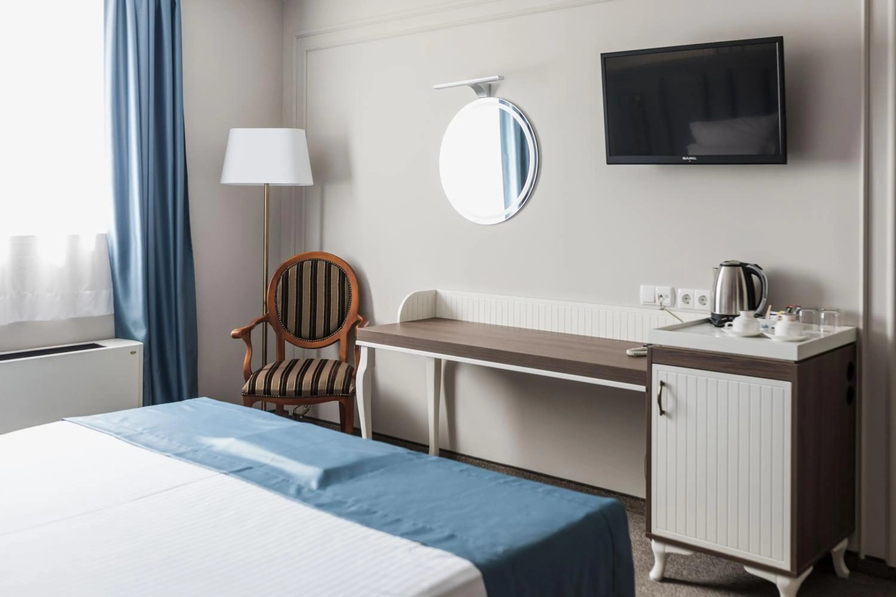 TV and multimedia, Bed in Hotel Anna Palace