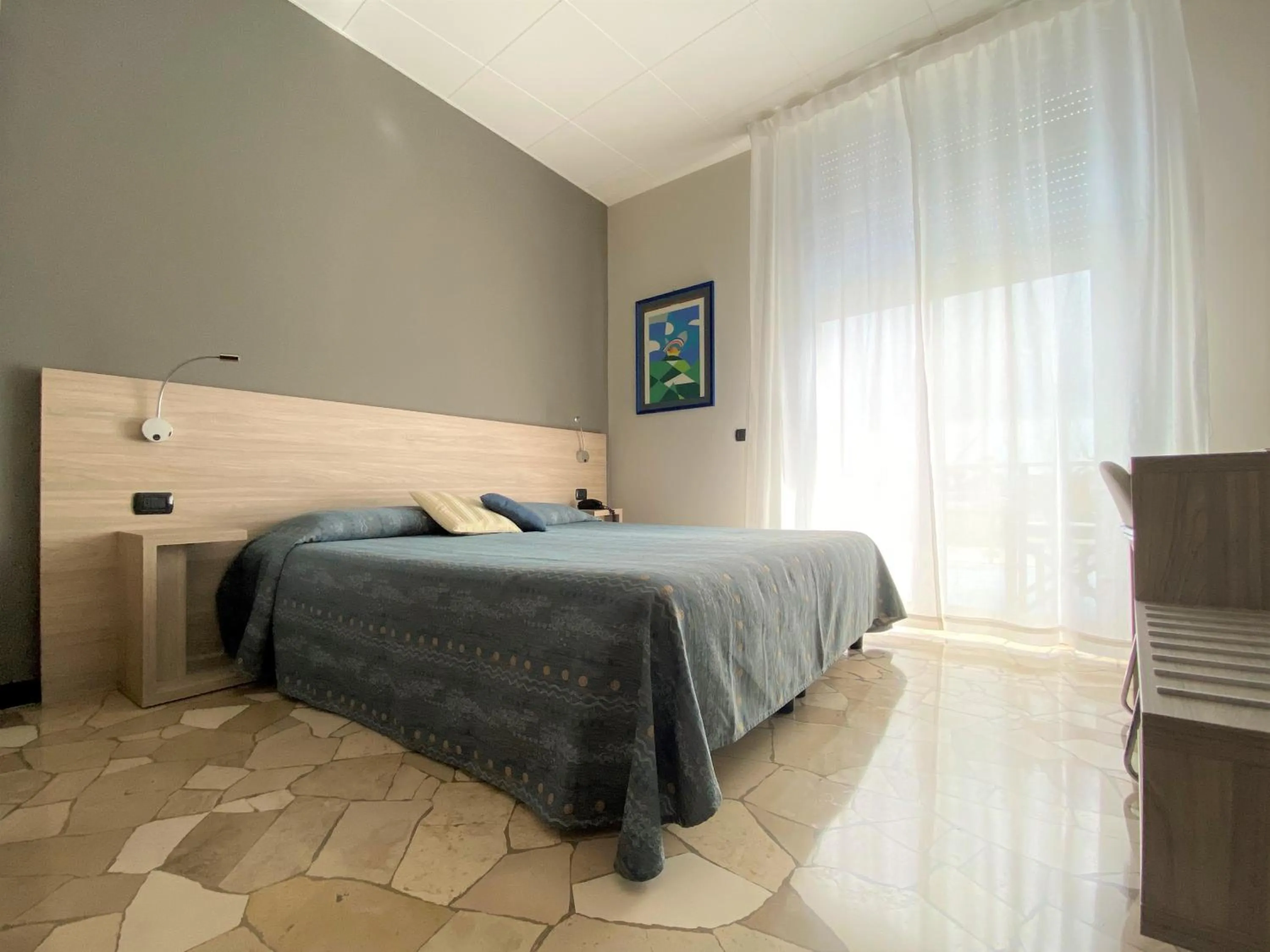 Bedroom, Bed in Hotel Tirreno