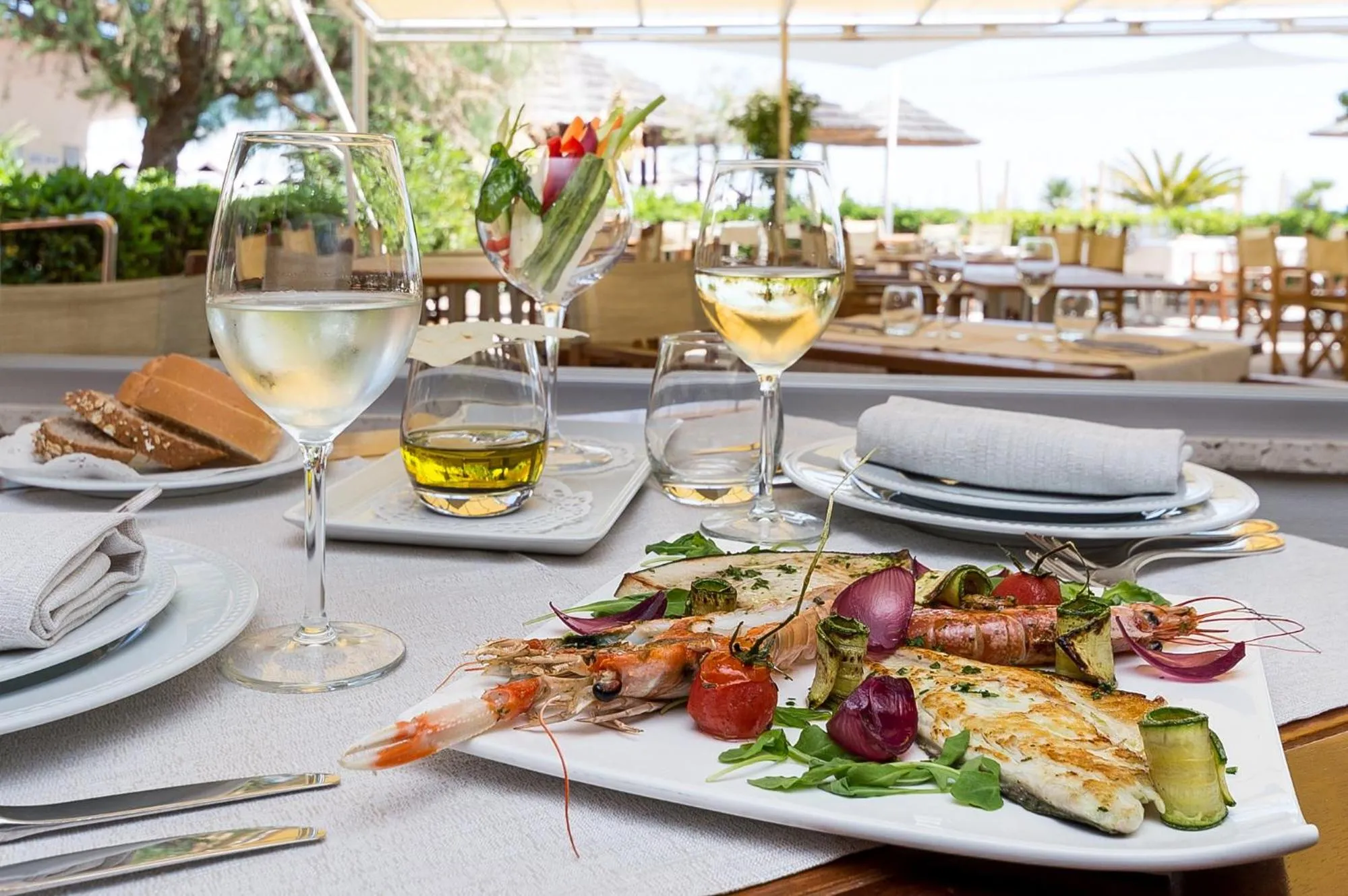 Restaurant/places to eat in Hotel Tirreno