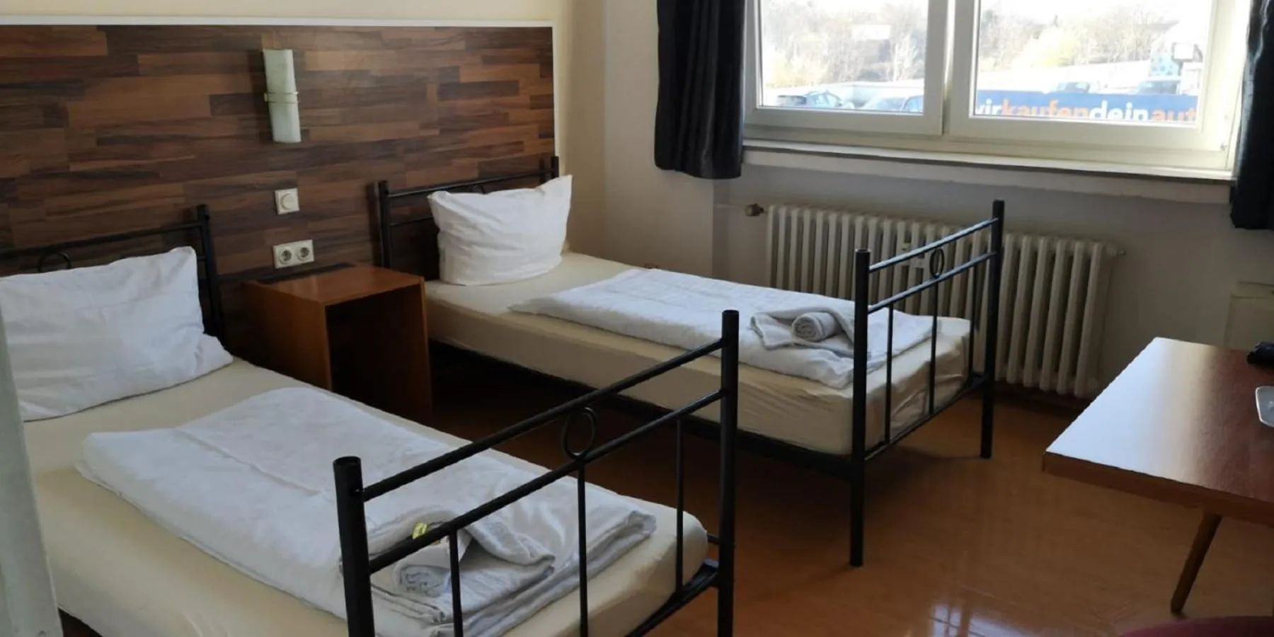 Photo of the whole room, Bed in GZ Hostel Bonn