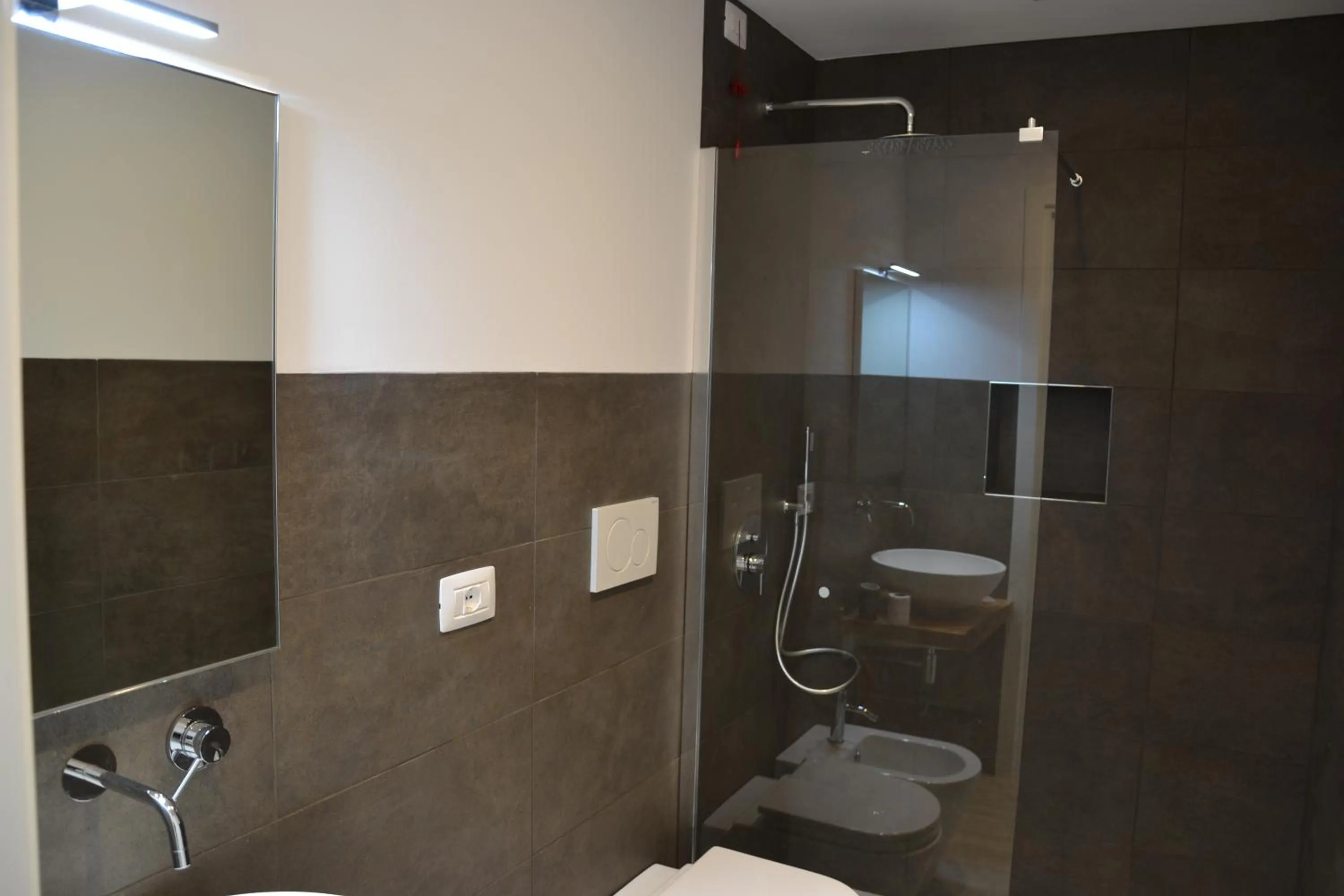 Bathroom in In Centro Glam
