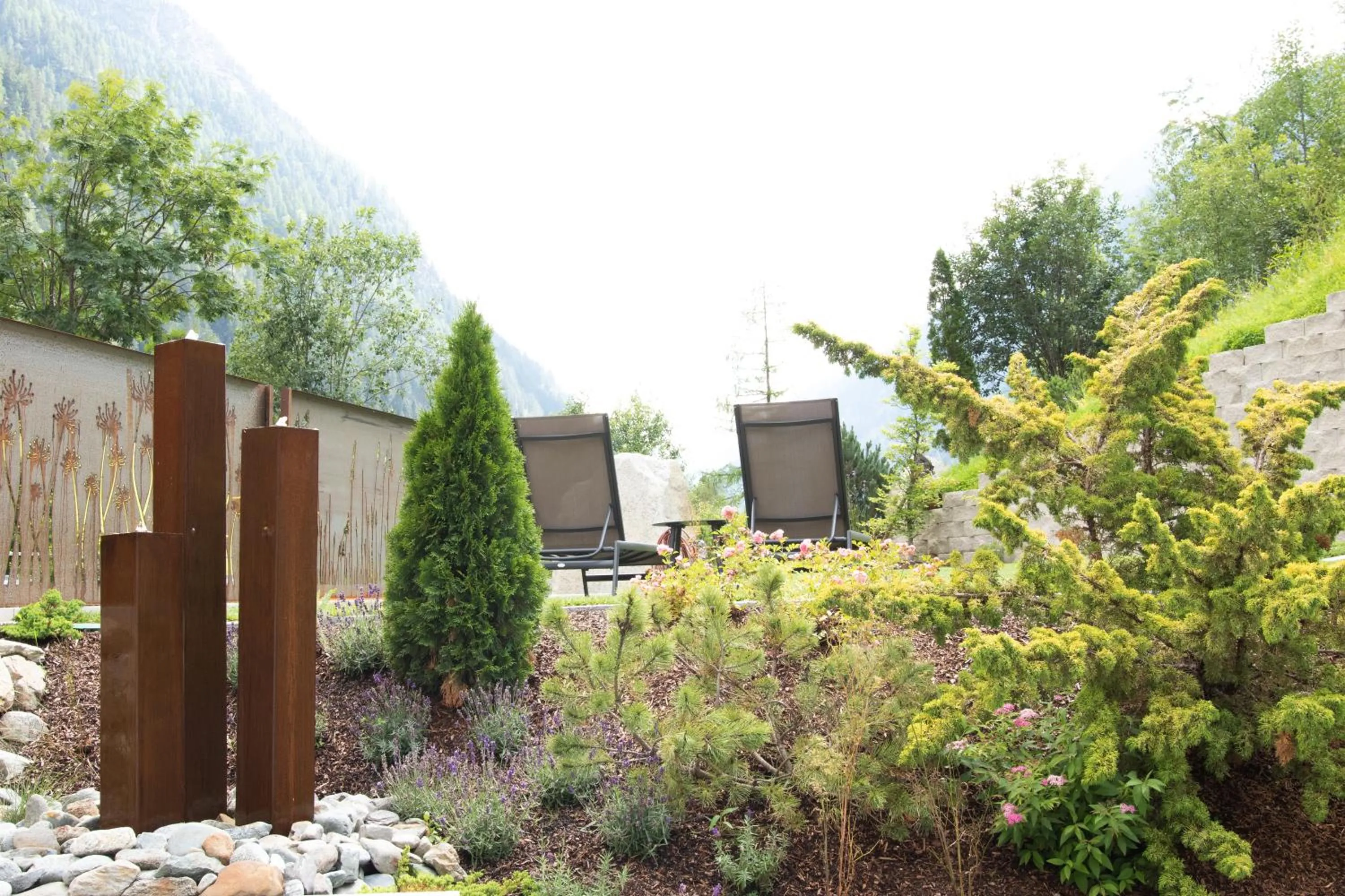 Garden in Hotel Edelweiss