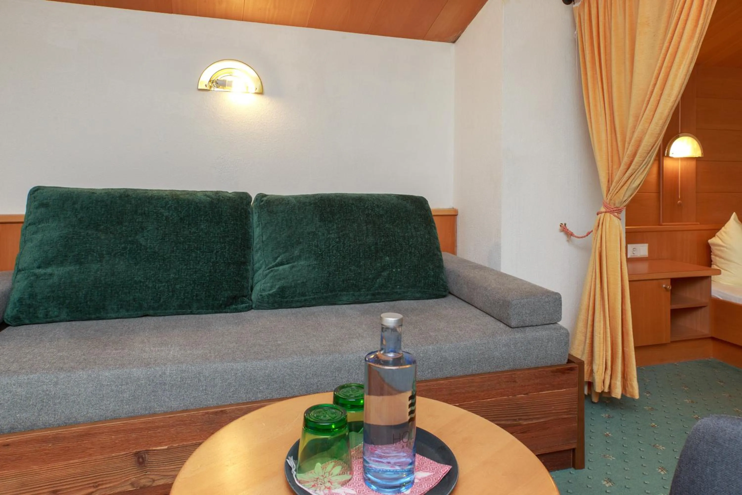 Living room in Hotel Edelweiss