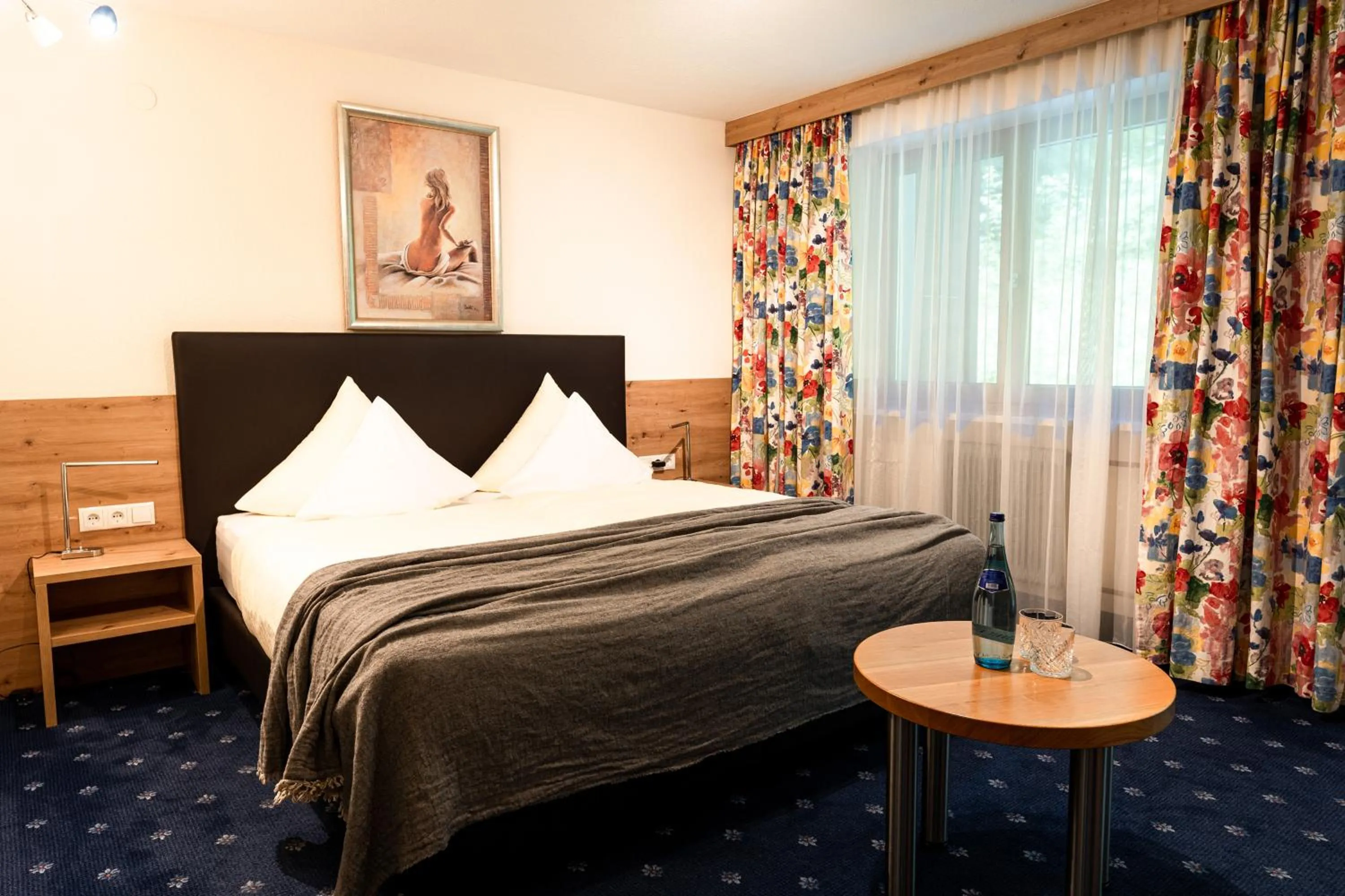 Bed in Hotel Edelweiss