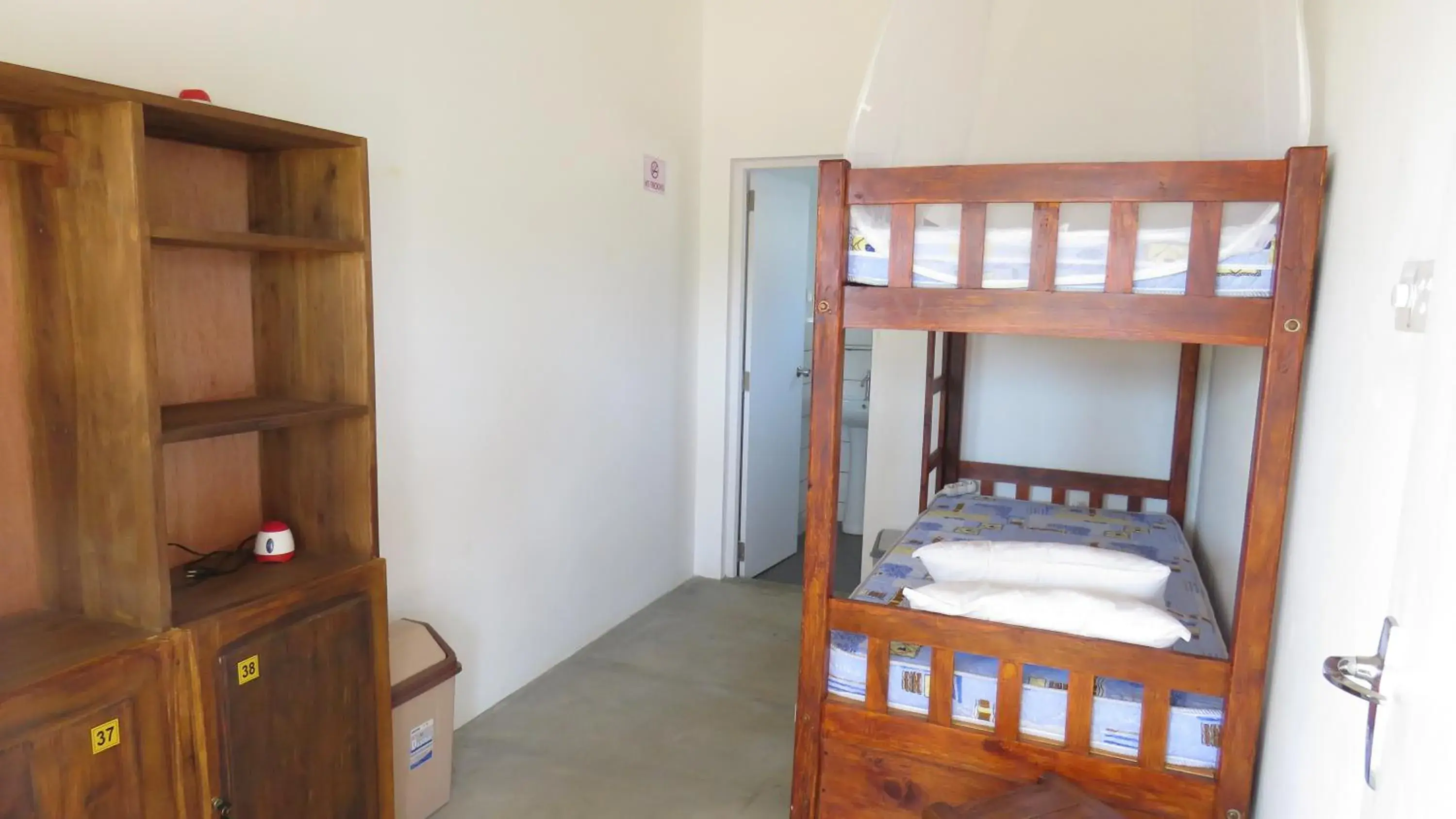 Small Double or Twin Room in The Long Hostel Small Double or Twin Room in The Long Hostel