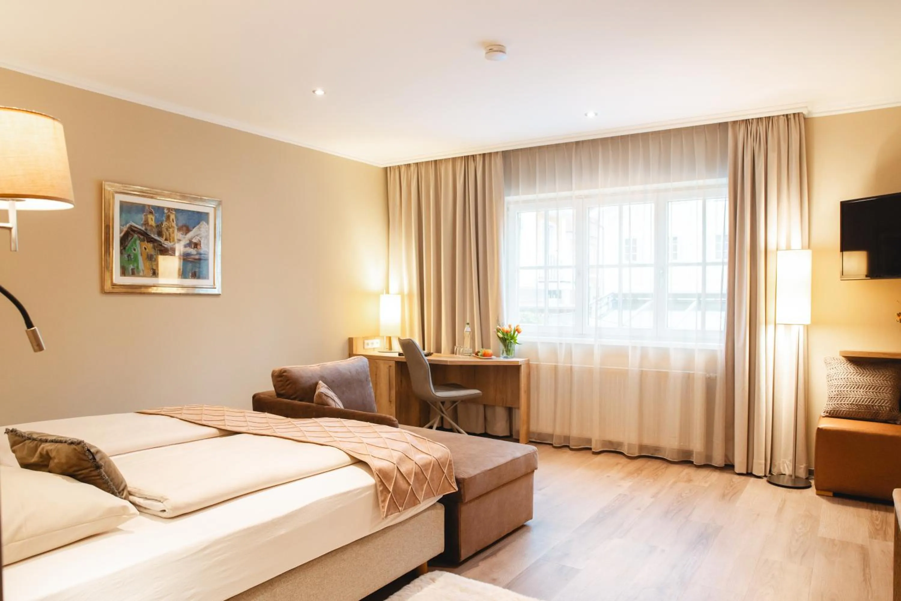 Photo of the whole room, Bed in Hotel Krone