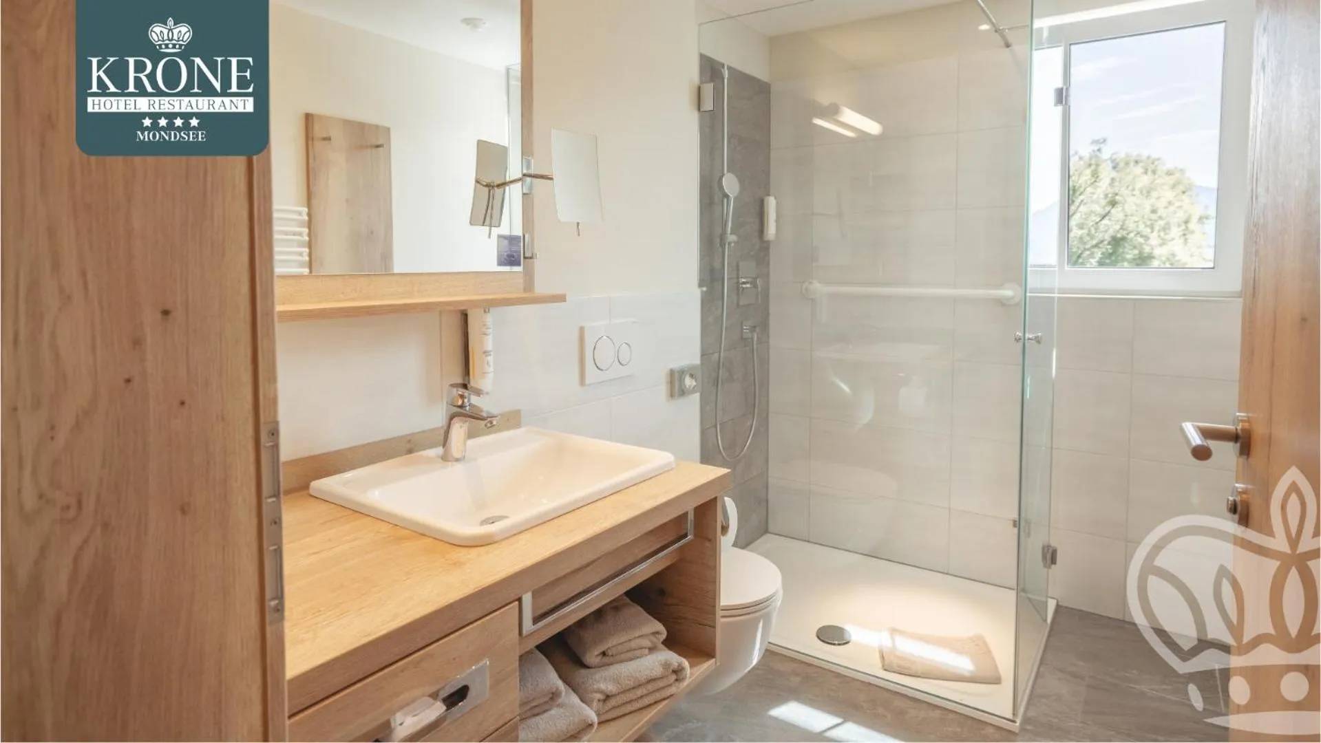 Toilet in Hotel Krone