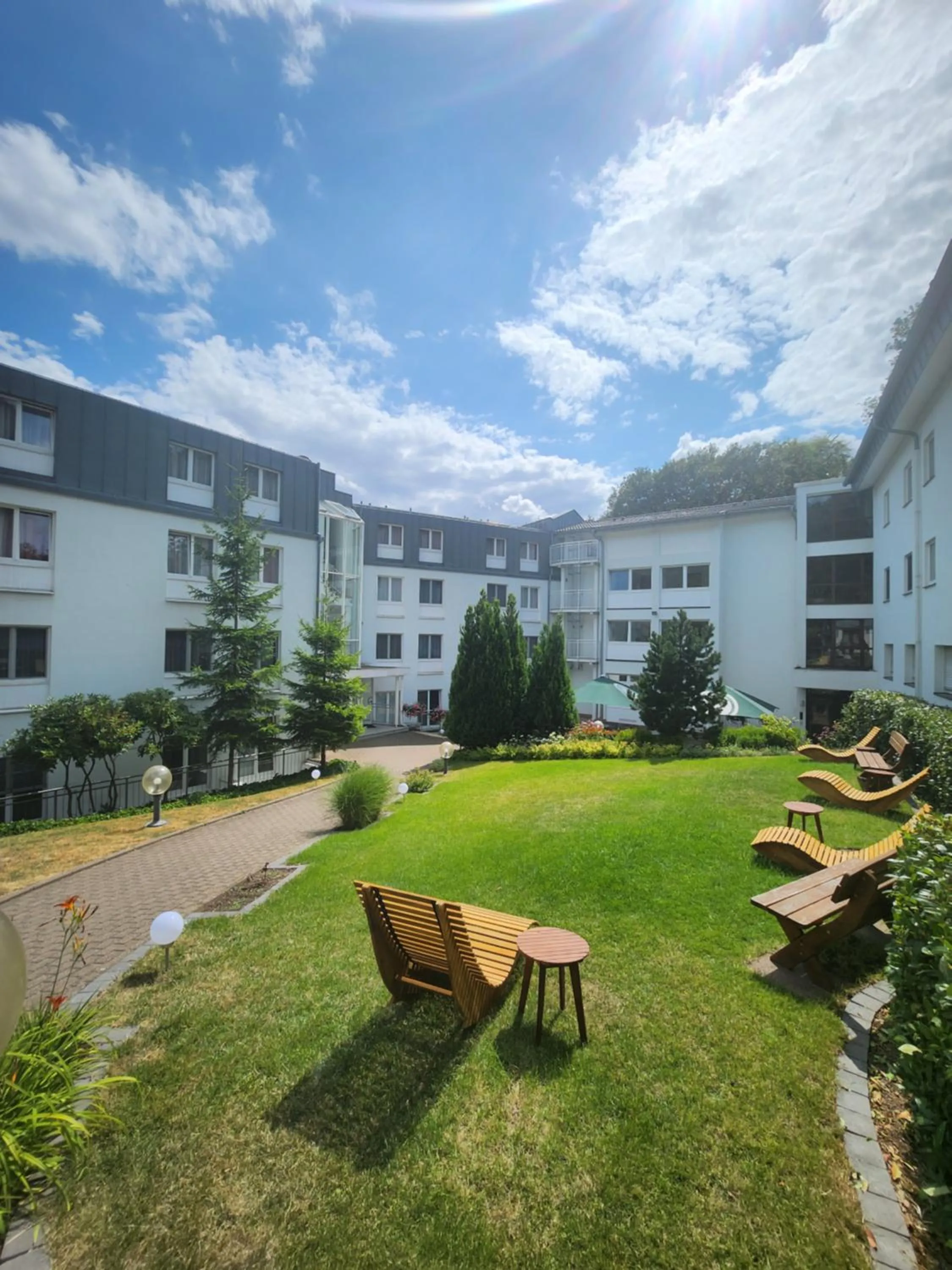 Property building in TaunusTagungsHotel