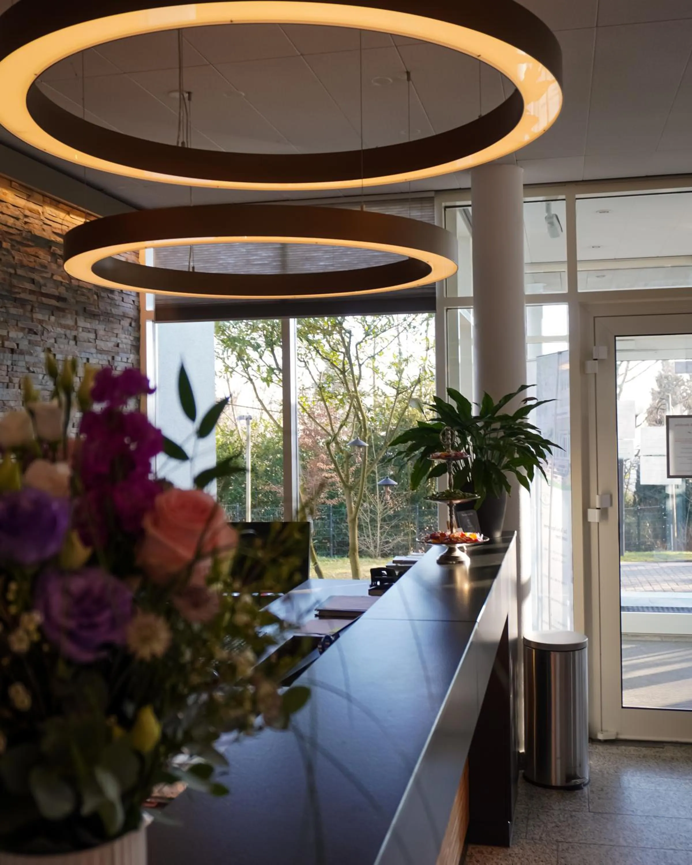 Lobby or reception in TaunusTagungsHotel