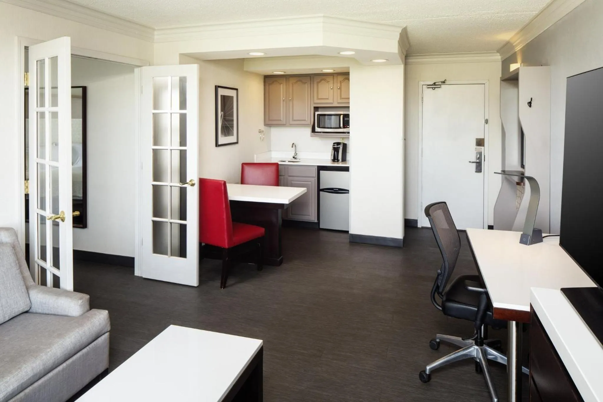 Photo of the whole room in Holiday Inn Weirton-Steubenville Area