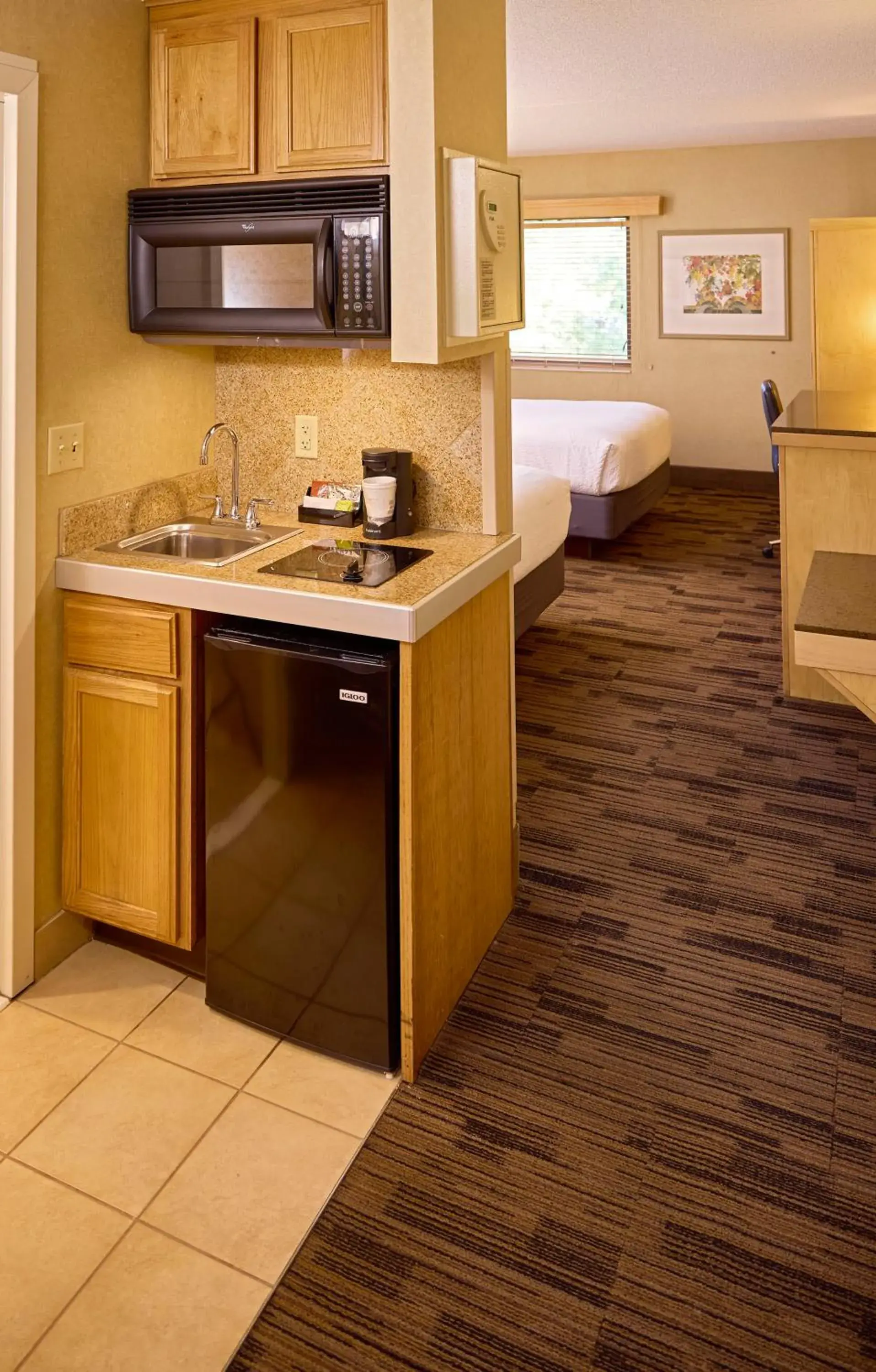 King Studio - Non-Smoking in LivINN Hotel Cincinnati North/ Sharonville King Studio - Non-Smoking in LivINN Hotel Cincinnati North/ Sharonville