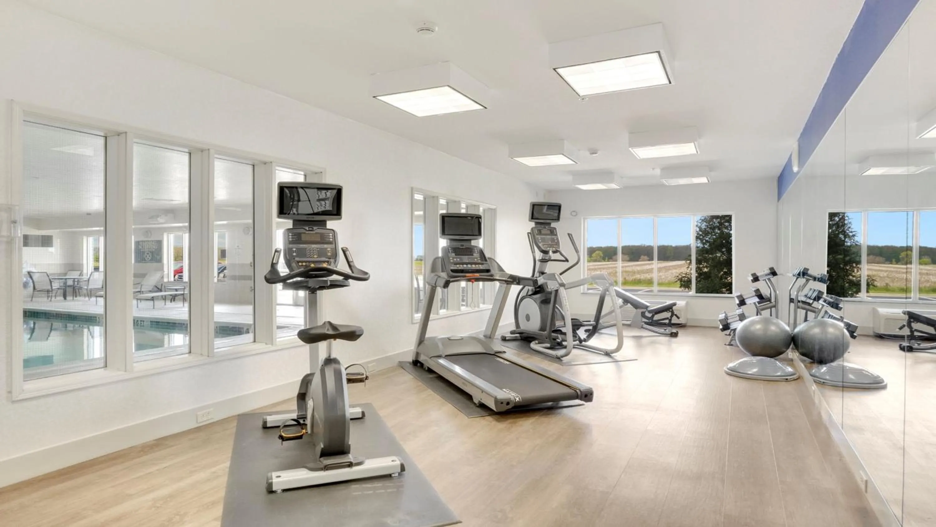 Fitness centre/facilities in Holiday Inn Express Hotel & Suites Portland by IHG