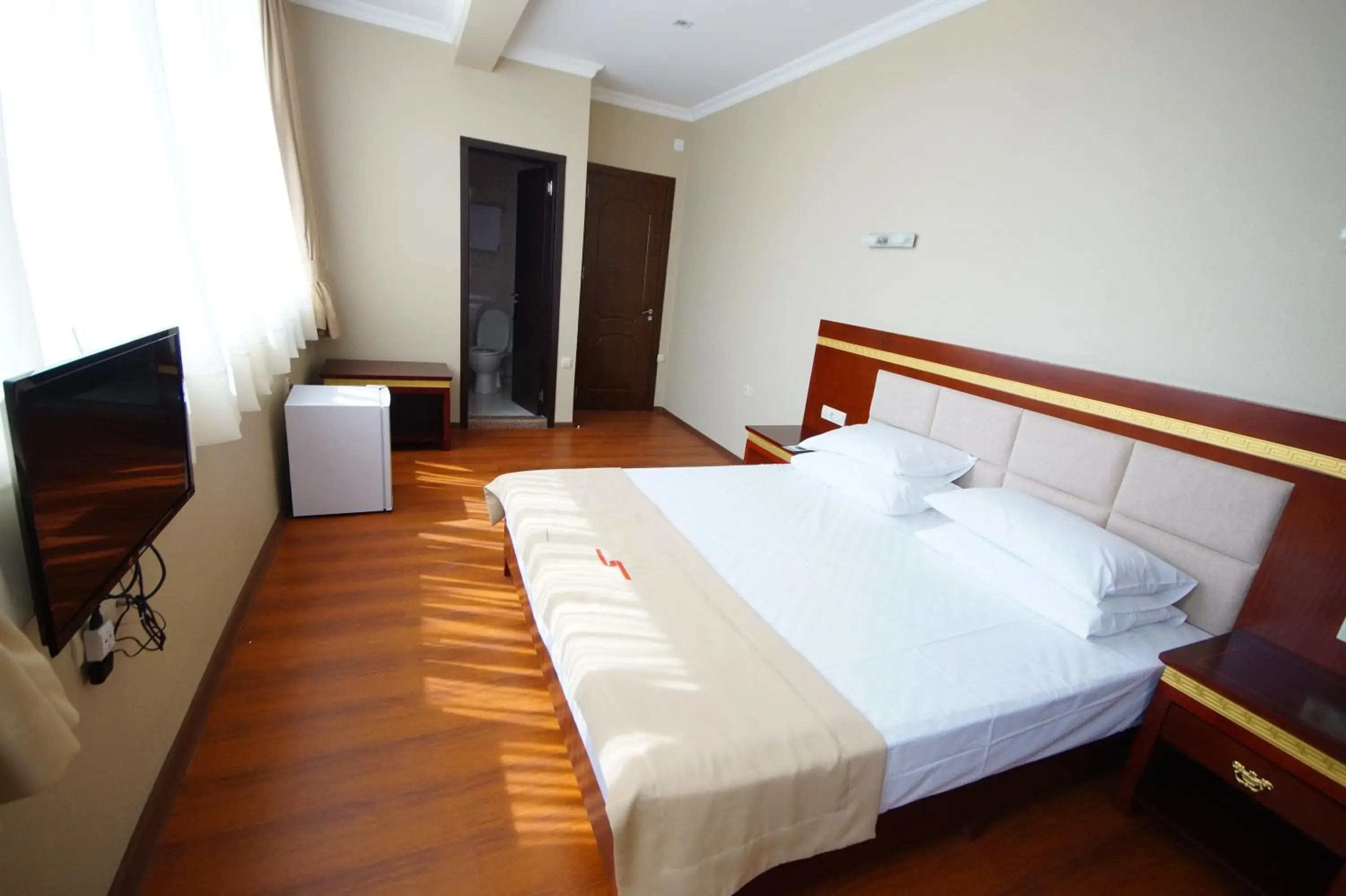 Large Double Room in Hotel 725 Large Double Room in Hotel 725