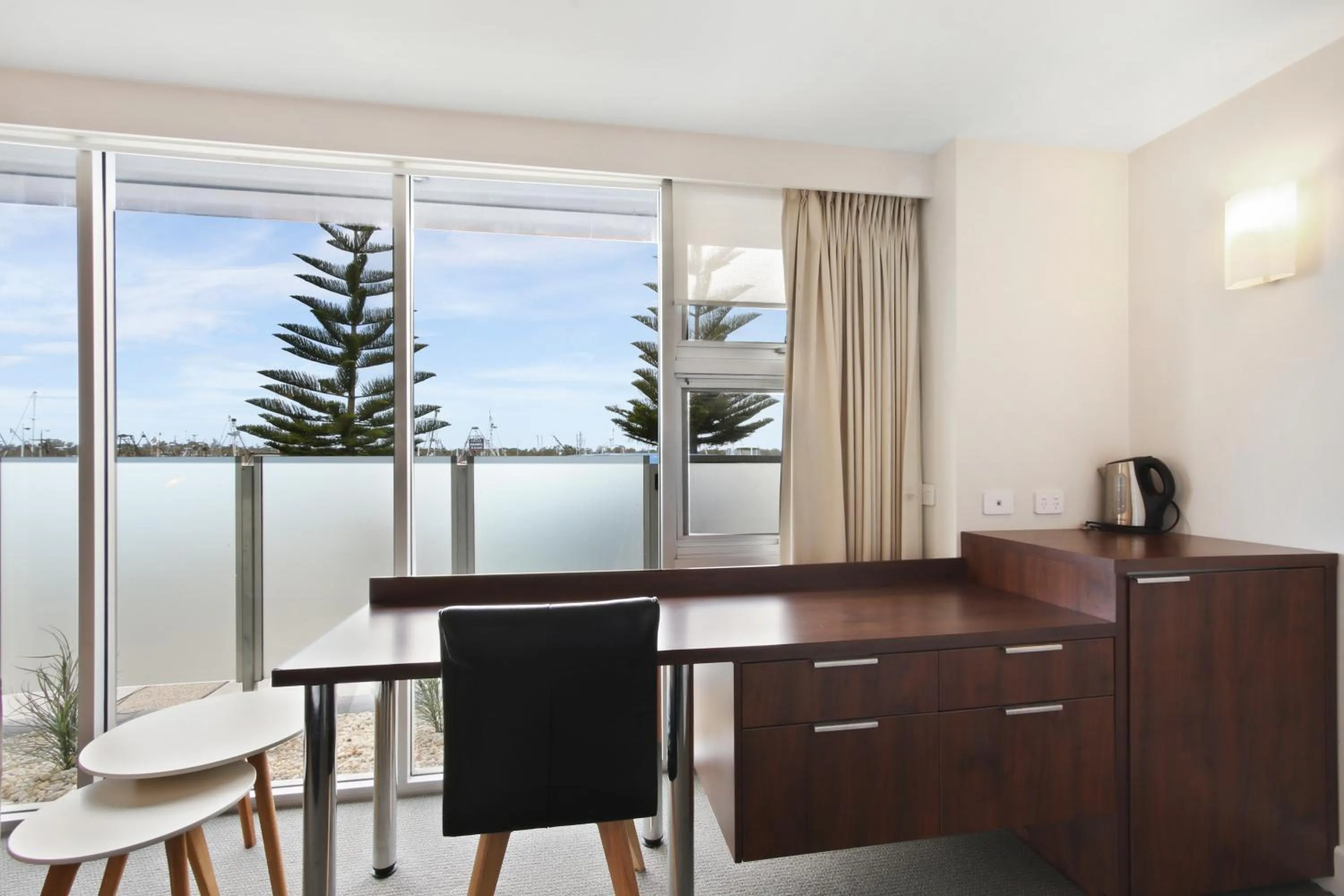 Bedroom in Bellevue On The Lakes