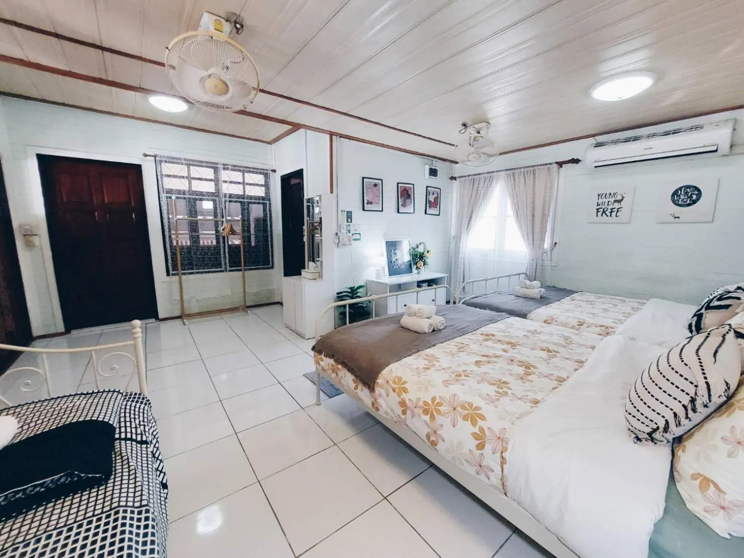 Bed in Green Riverside Homestay
