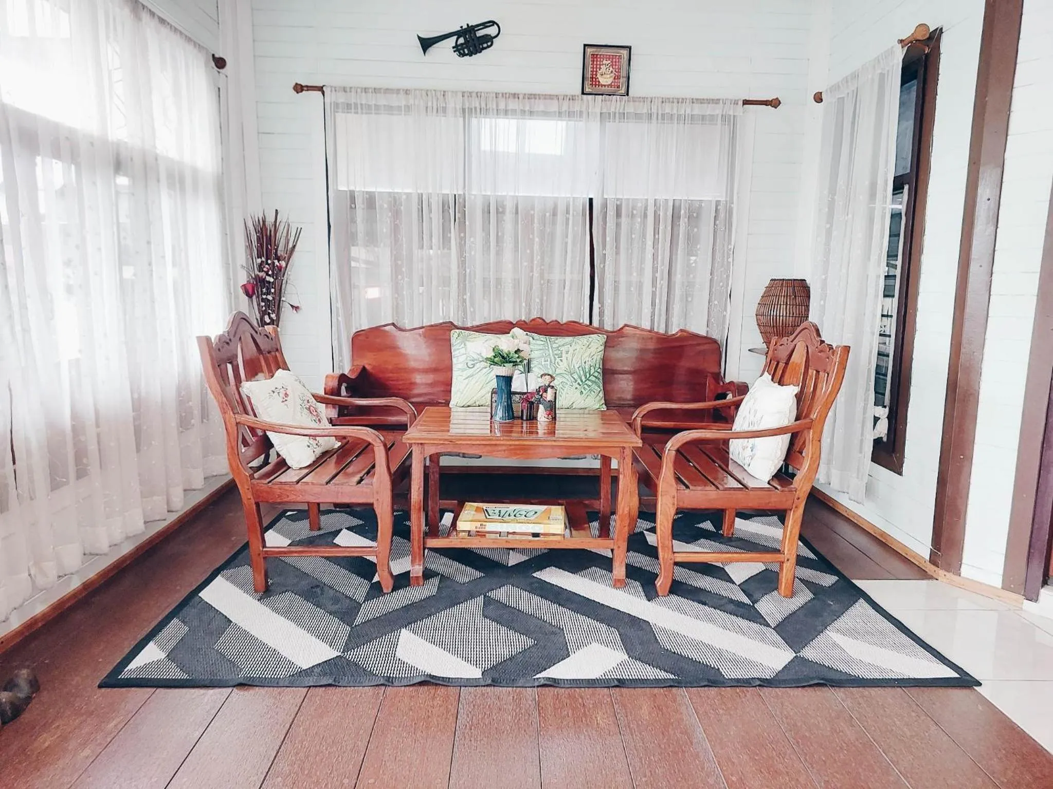 Living room in Green Riverside Homestay