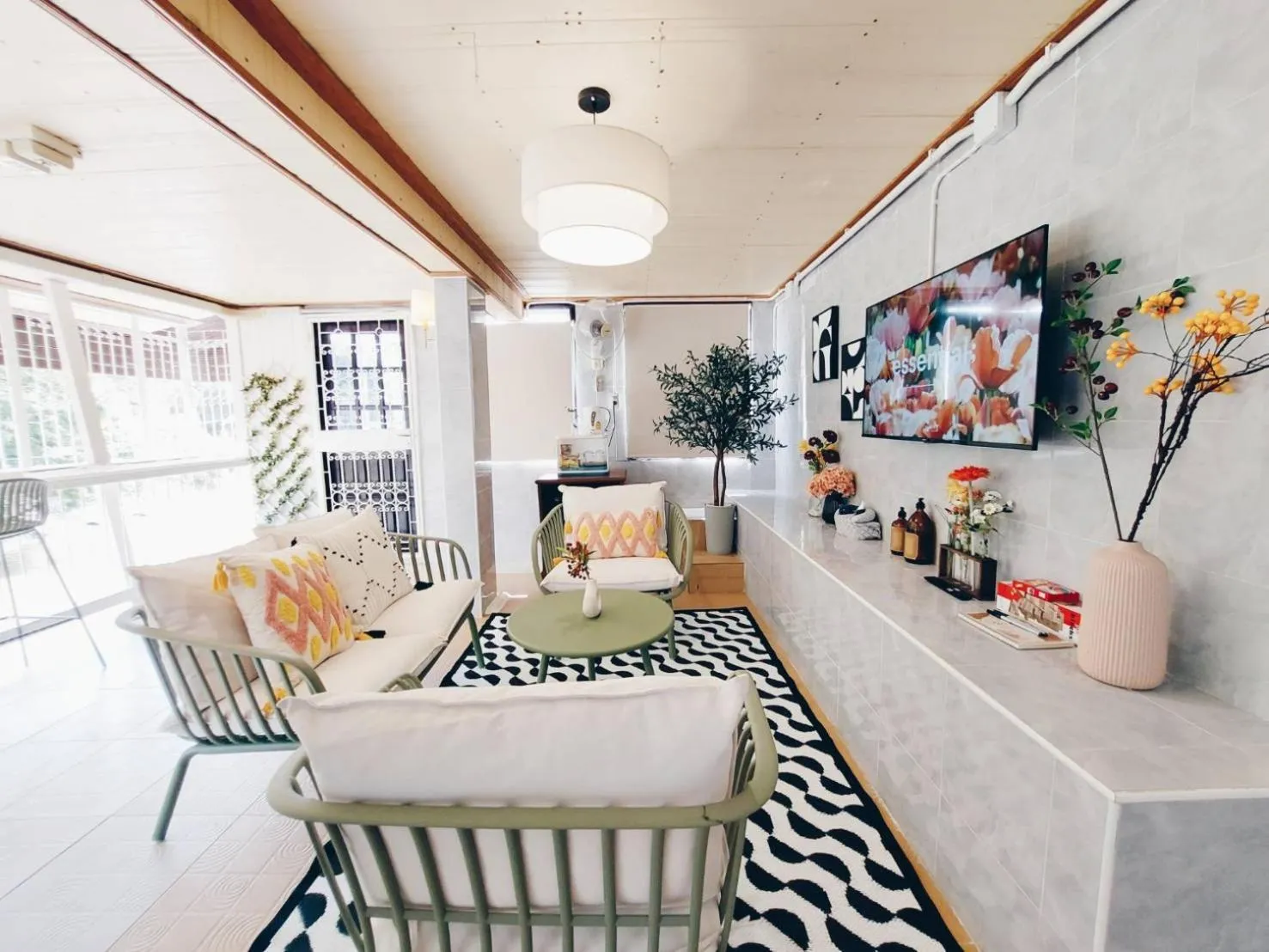 TV and multimedia in Green Riverside Homestay