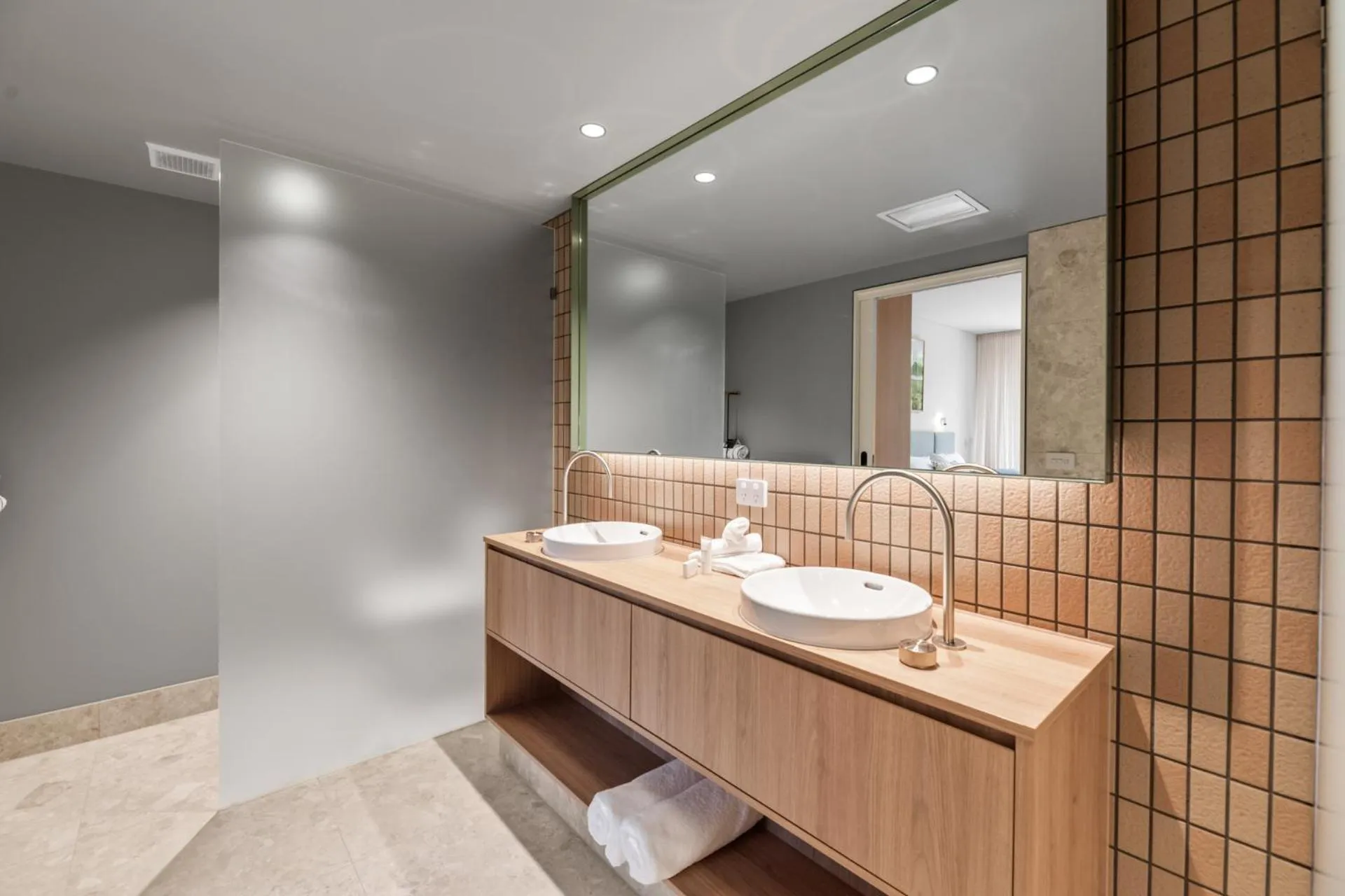 Shower in Balgownie Estate Yarra Valley