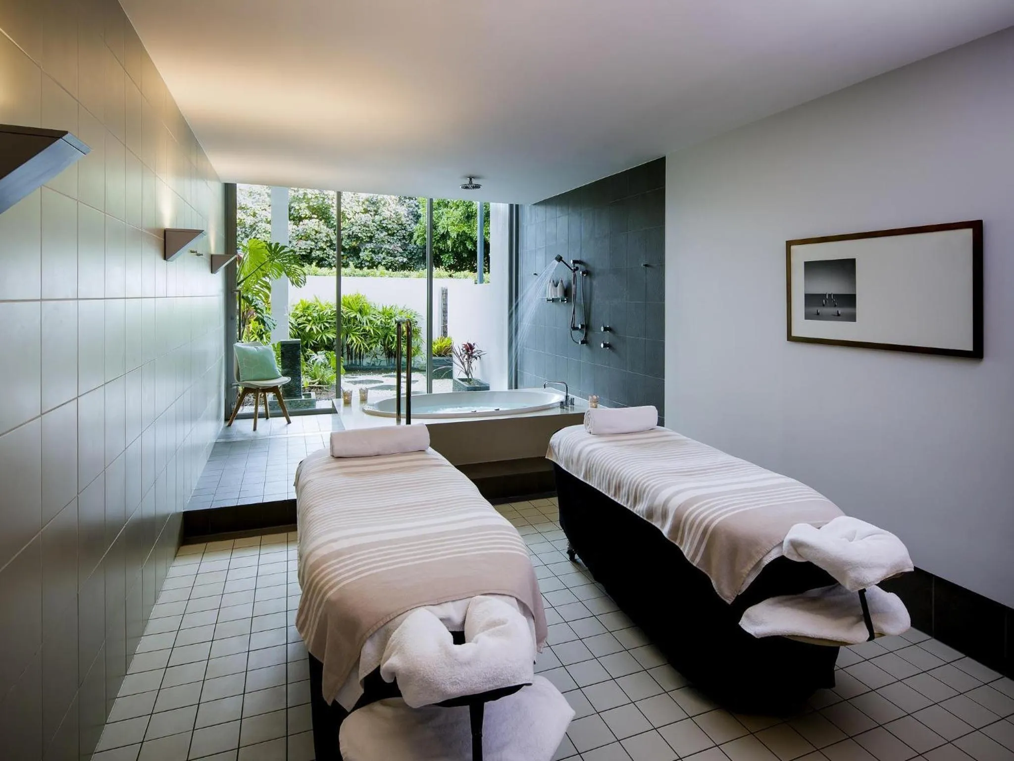 Spa and wellness centre/facilities, Bed in Pullman Magenta Shores Resort