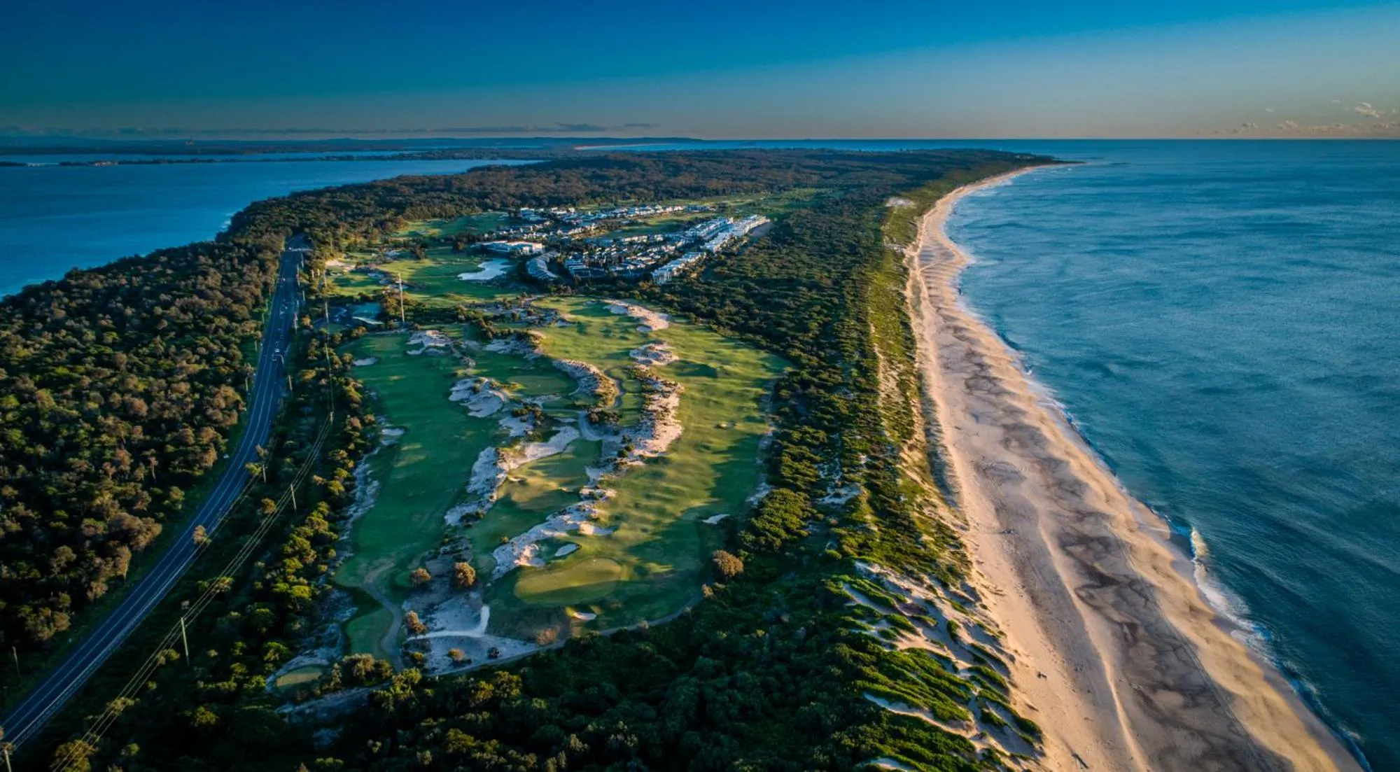 Golfcourse in Pullman Magenta Shores Resort