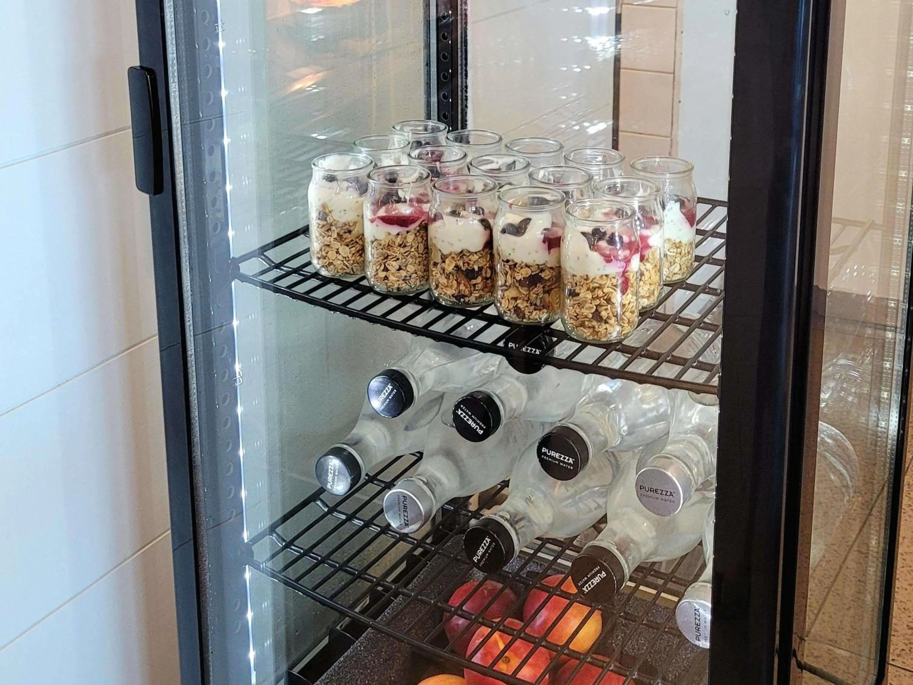 Restaurant/places to eat in Pullman Magenta Shores Resort