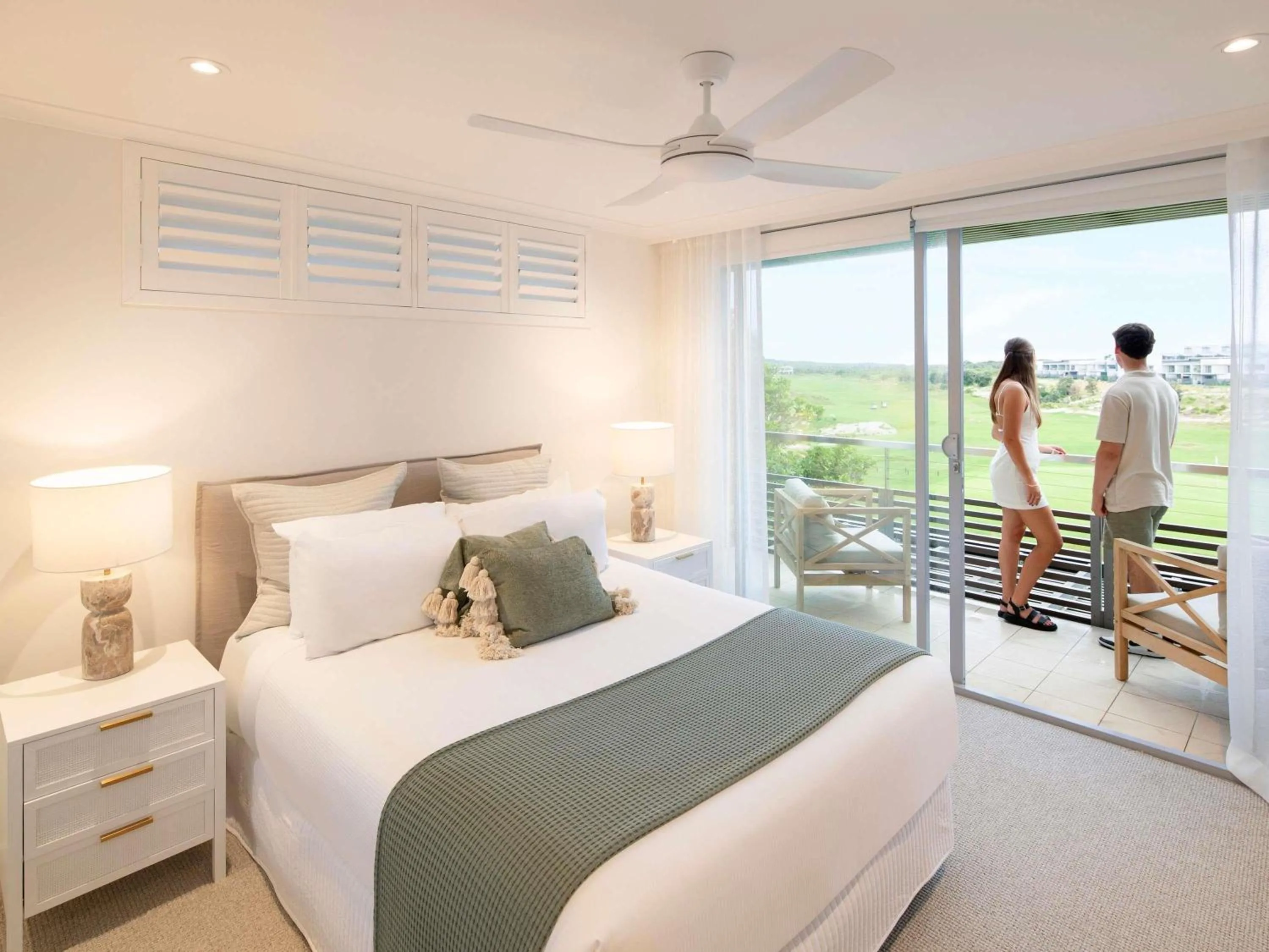 Bedroom, Bed in Pullman Magenta Shores Resort